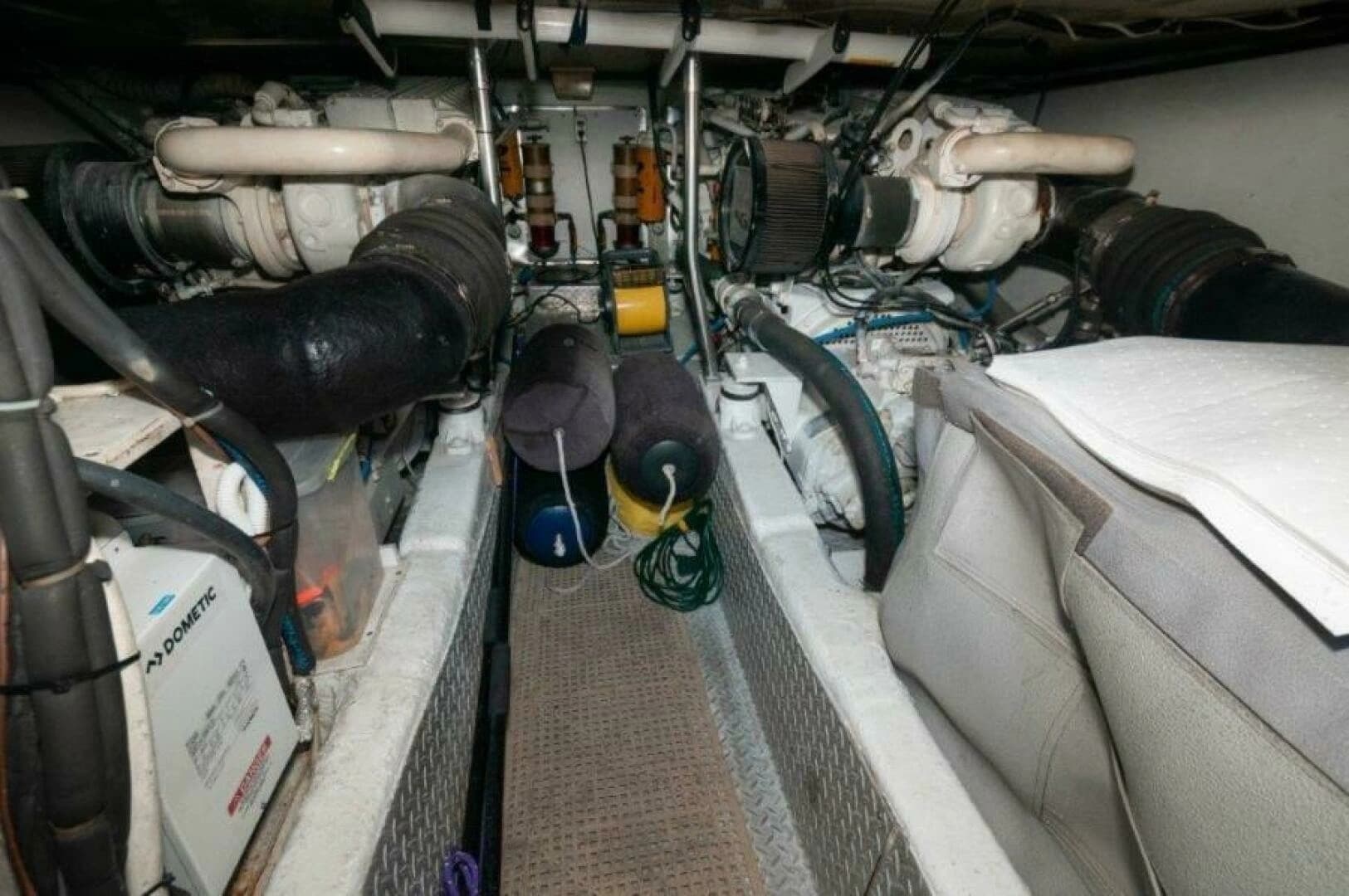 1998 Ocean 48 Super Sport - Image 36