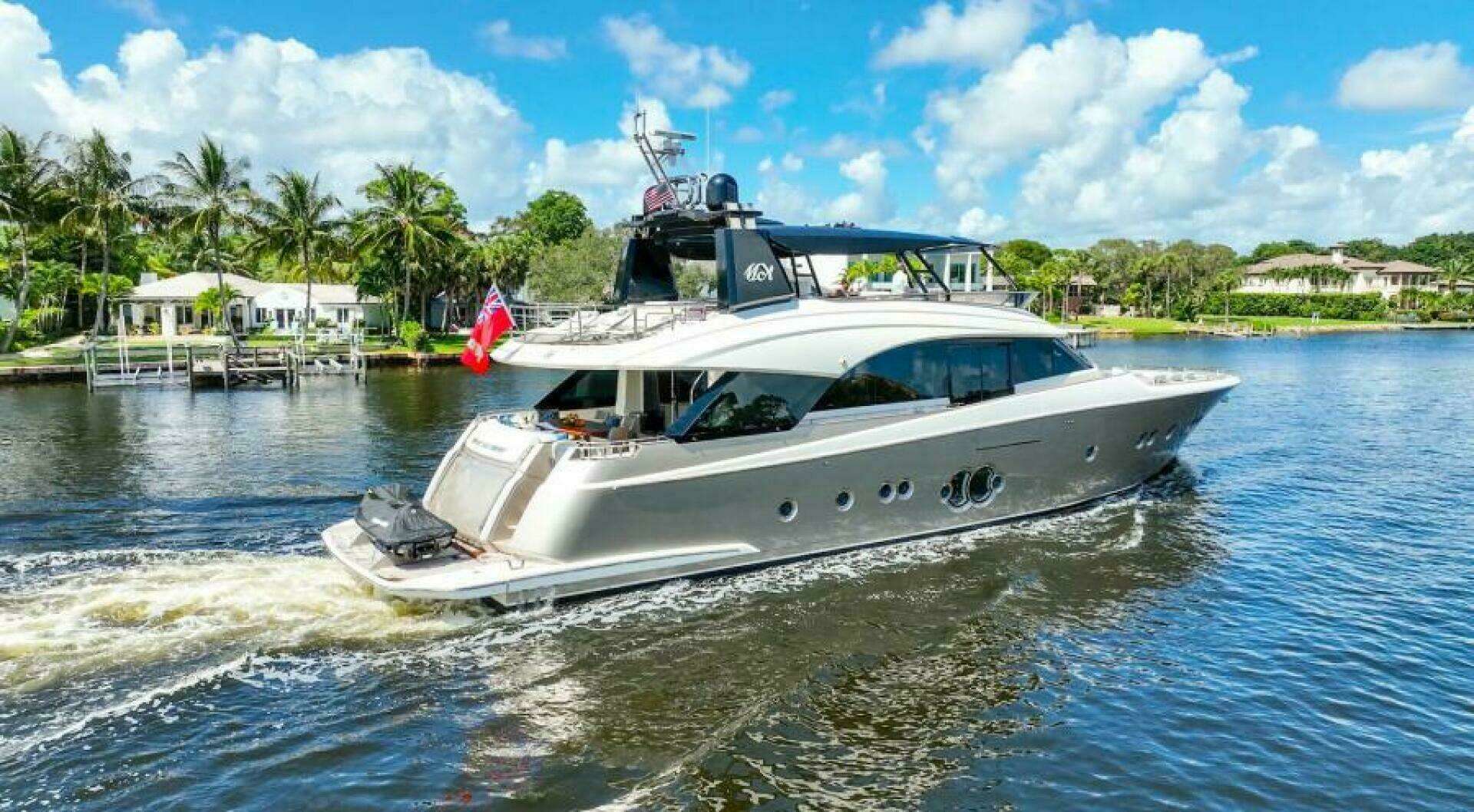 2015 Monte Carlo Yachts MCY86 - Image 7