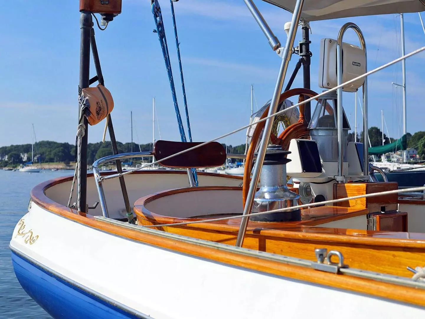 1986 Cherubini 48 Staysail Schooner - Image 26