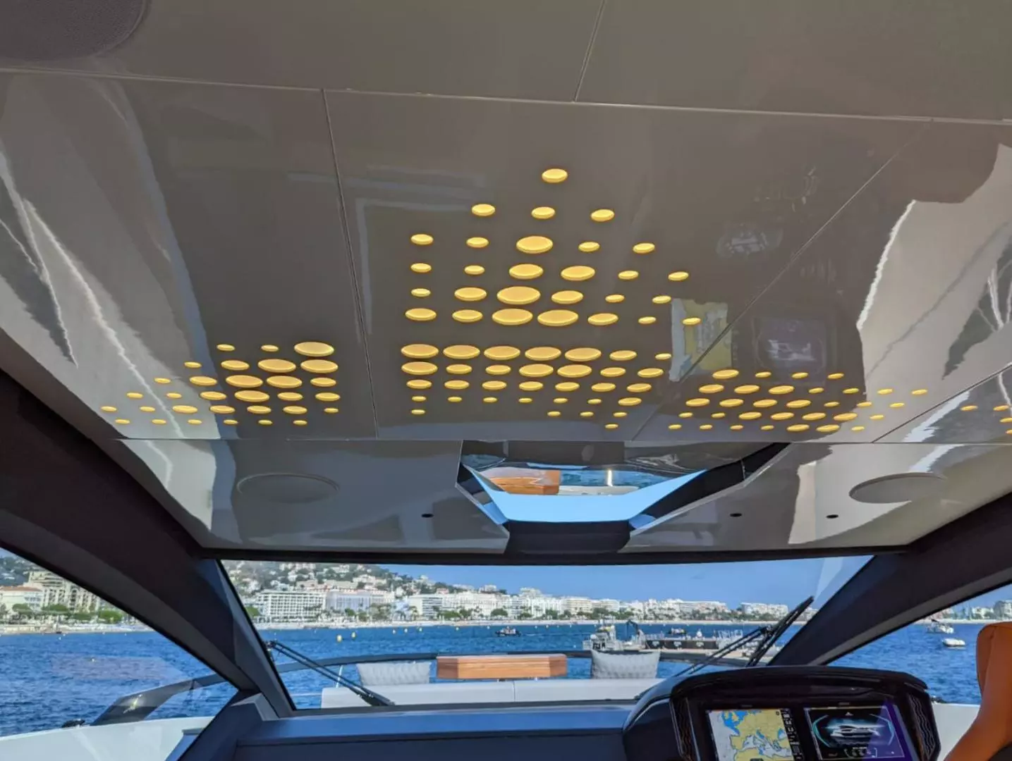 2023 Astondoa 677 Coupe - Image 25
