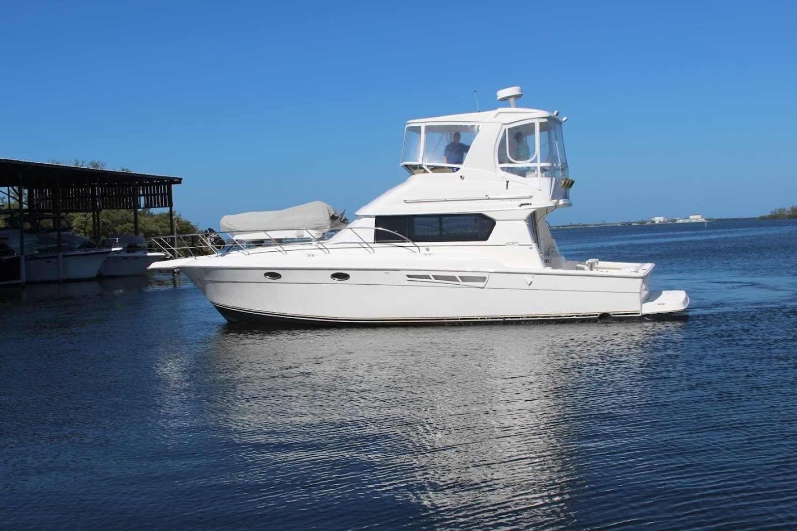 2001 Silverton 42 Convertible - Image 9