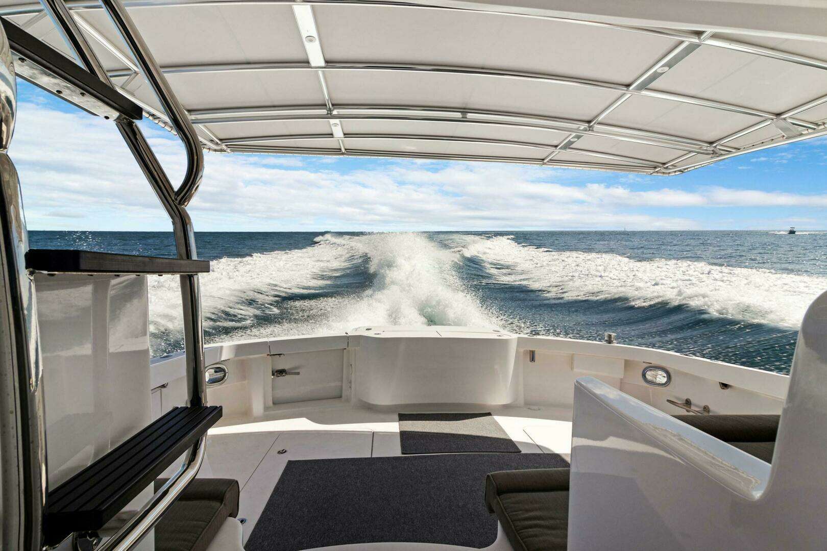 2016 Hatteras GT63 - Image 64
