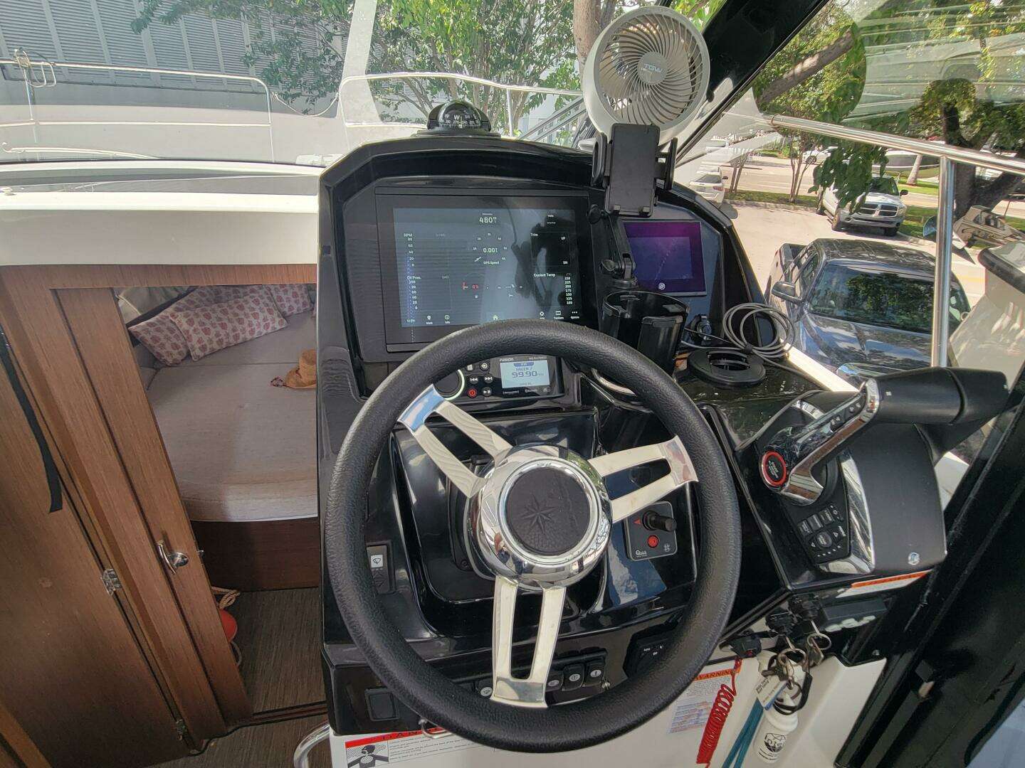 2023 Jeanneau NC895 - Image 15