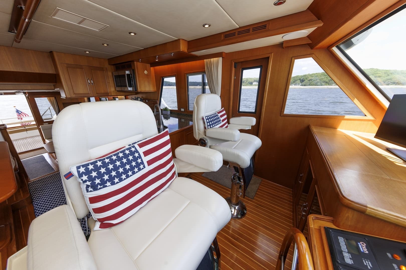 2007 Grand Banks — - Image 48