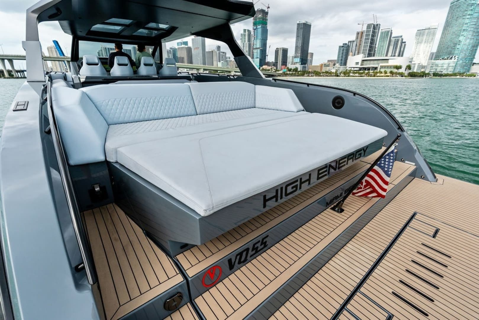 2024 Vanquish Yachts VQ55 - Image 9