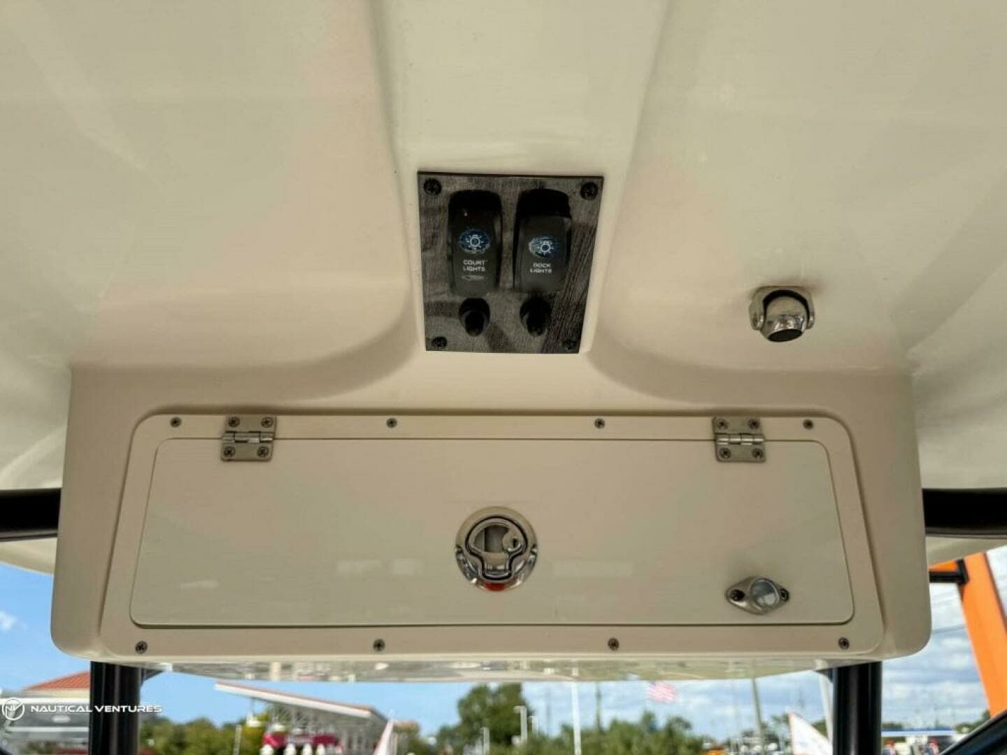 2019 Sailfish 220 CC - Image 31