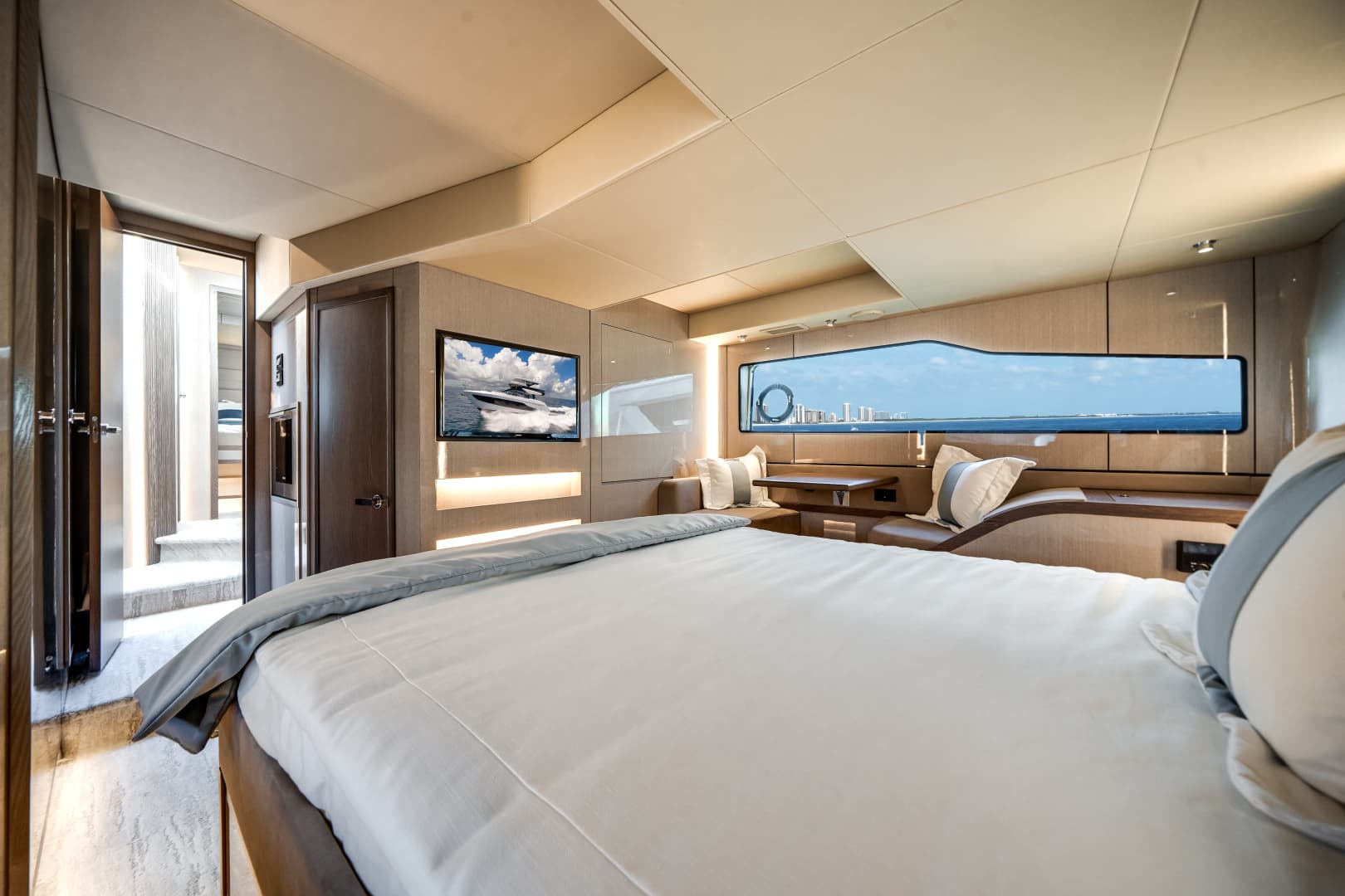 2026 Cruisers Yachts 57 FLY - Image 49