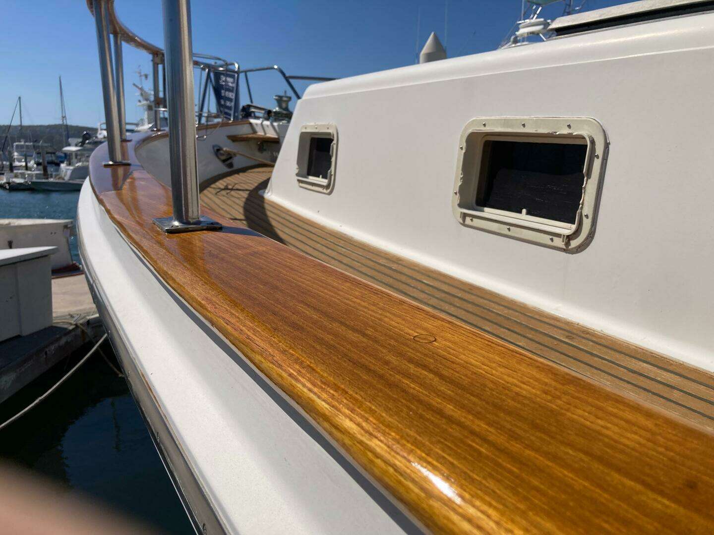 1985 Offshore Yachts 48 Yachtfisher - Image 4