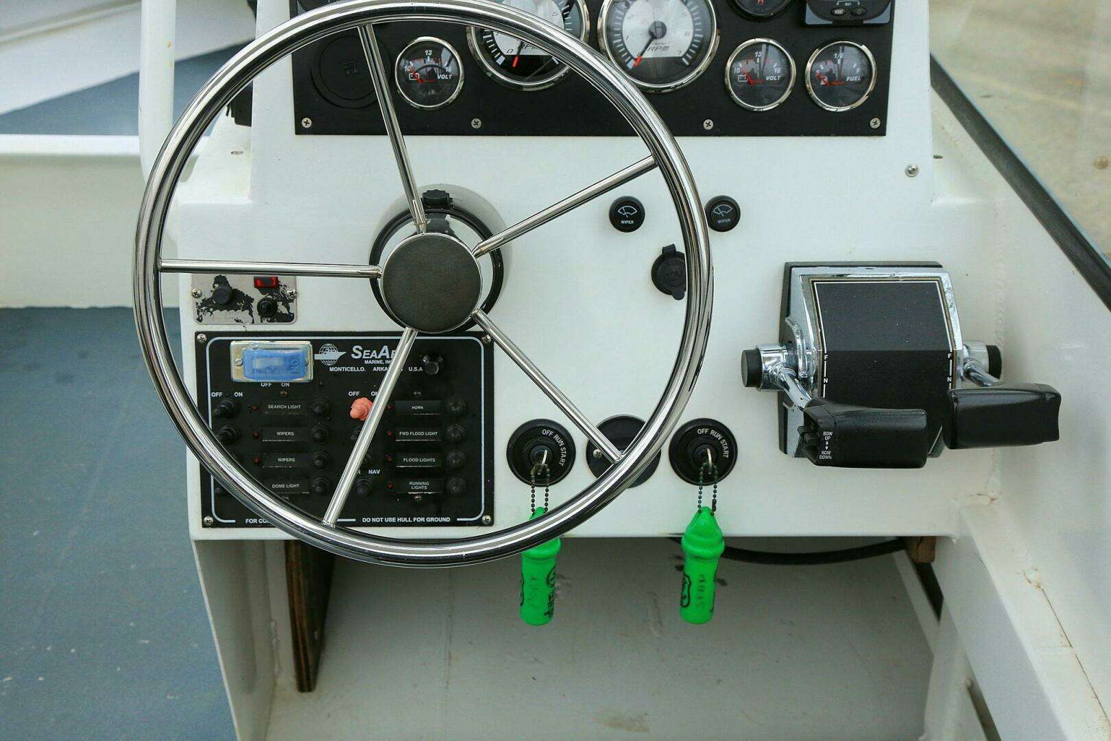2002 SeaArk 25 V Commander SAMA 365 - Image 11