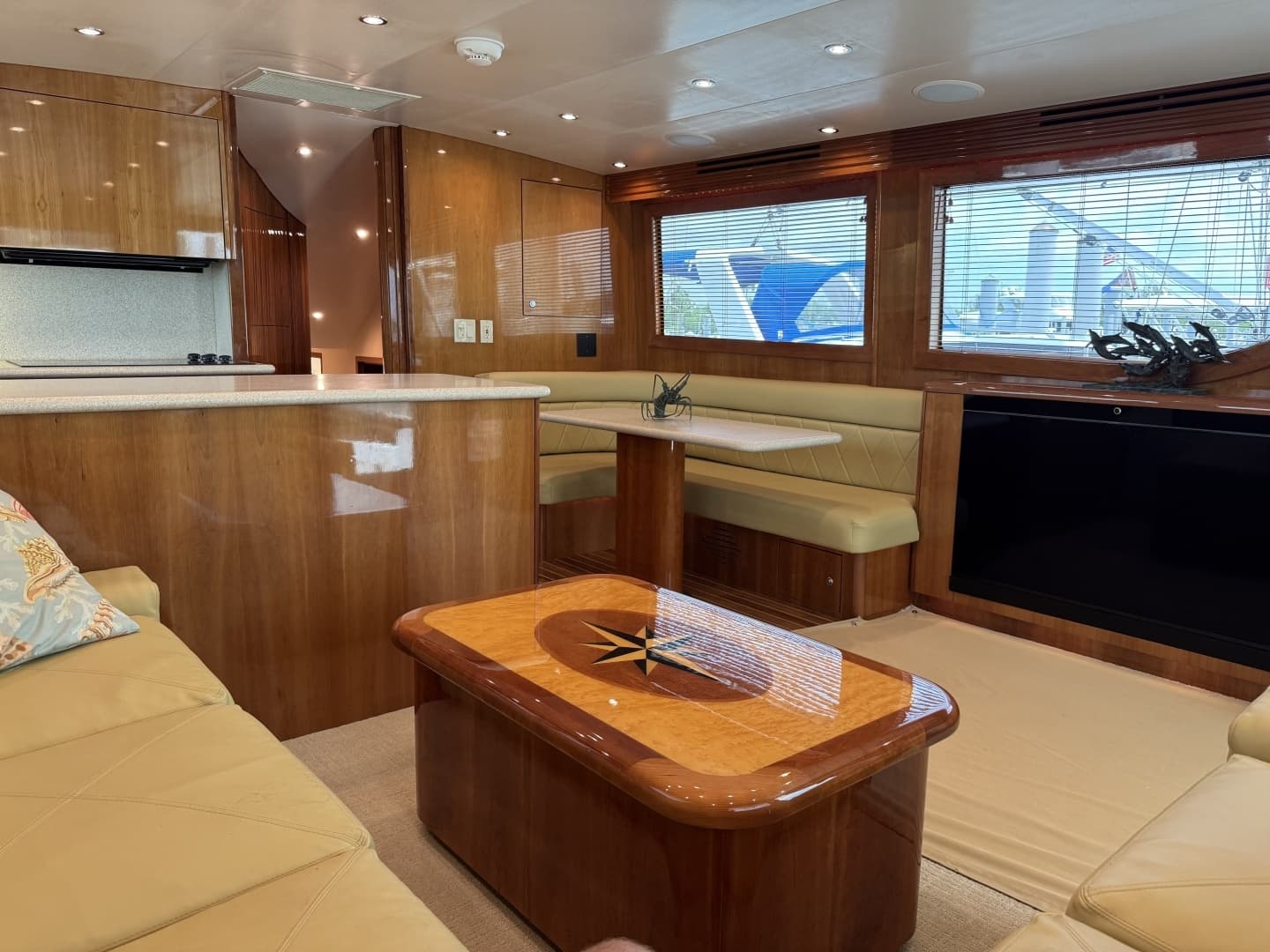 2004 Hatteras — - Image 29
