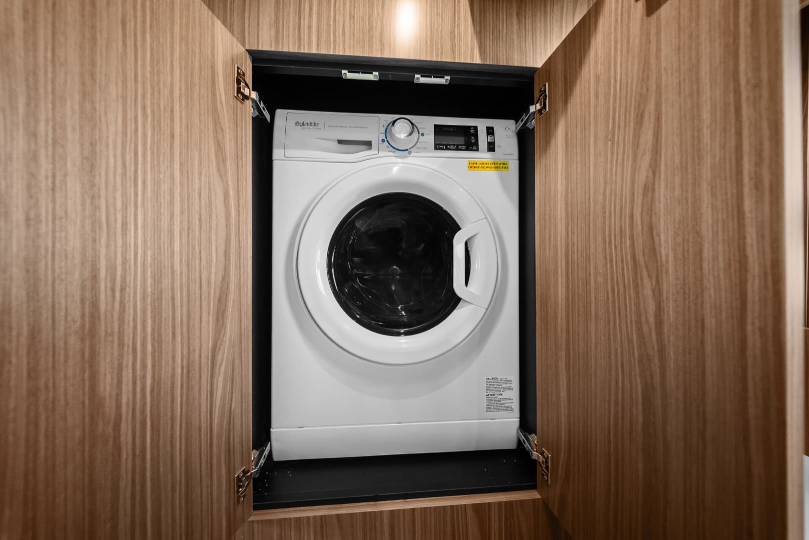 2025 Cruisers Yachts 50 Cantius - Image 75