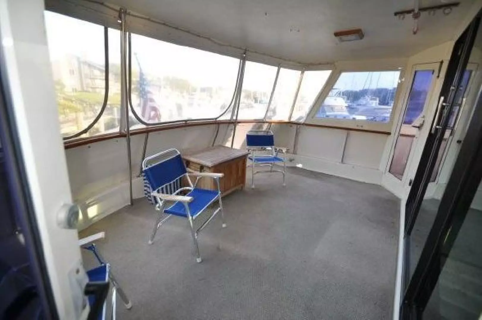 1987 Hatteras — - Image 3