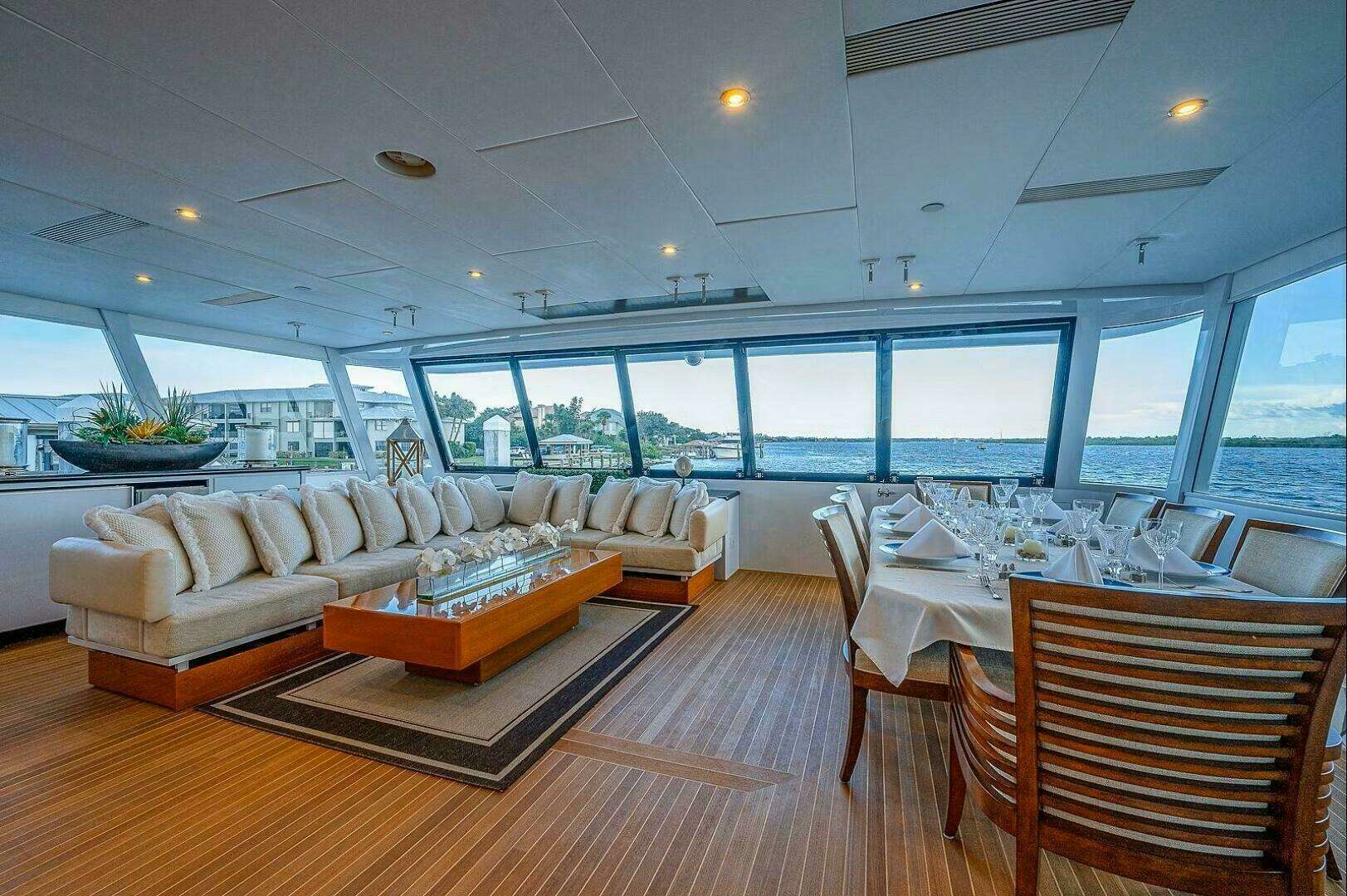 2000 Christensen Raised Pilothouse MY - Image 4