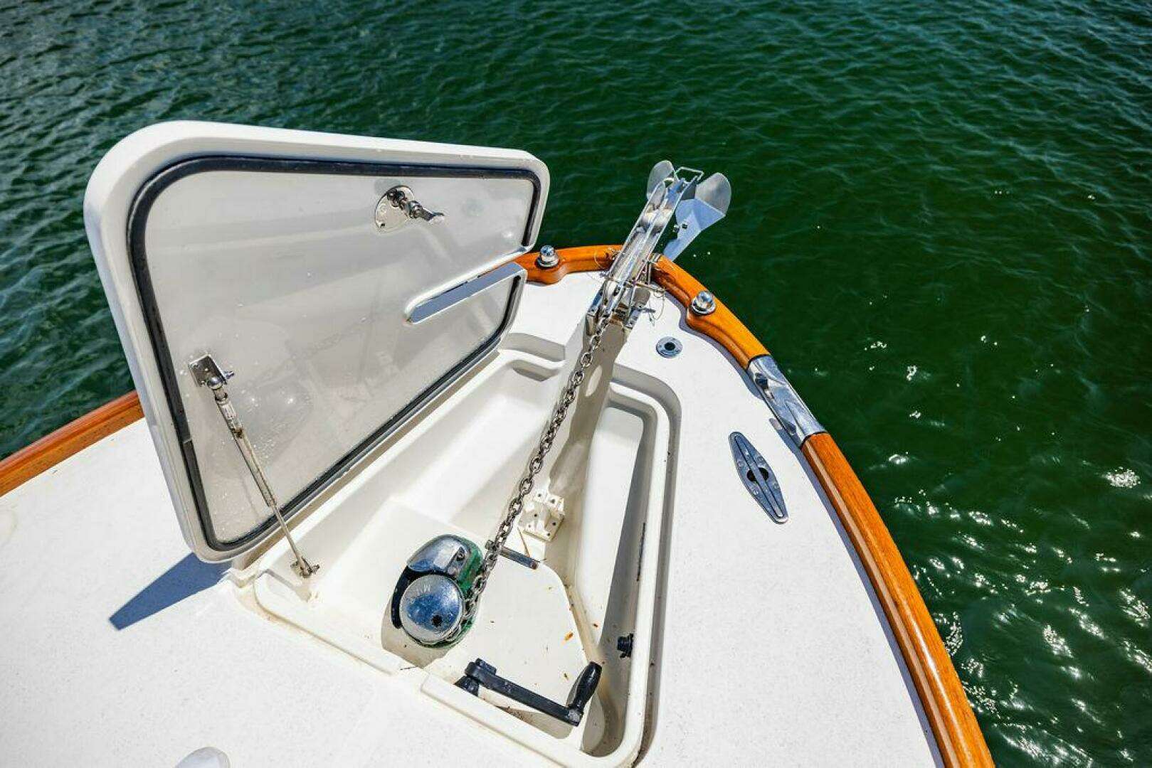 2004 Hinckley Talaria 29 R - Image 12