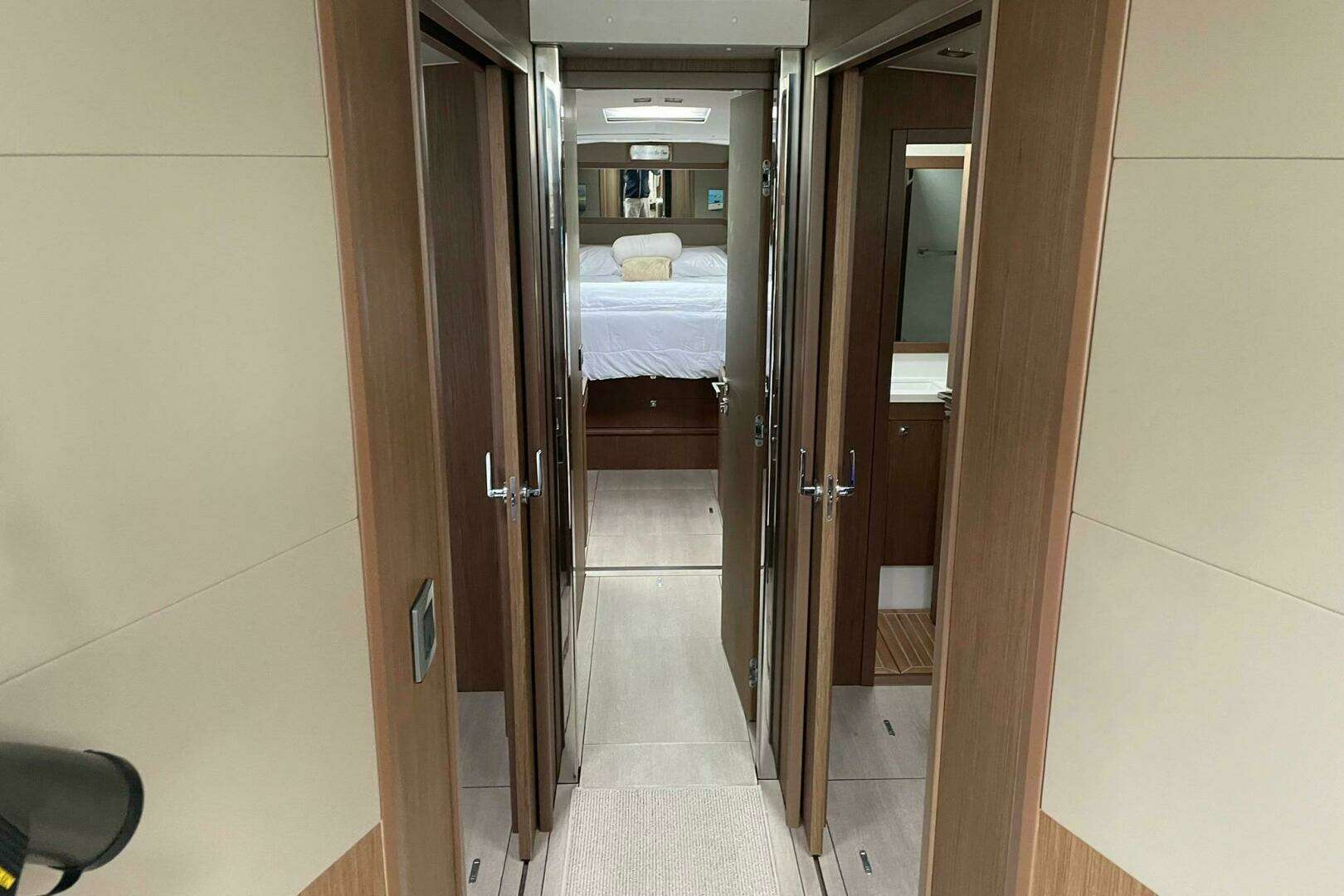 2017 Beneteau Sense 57 - Image 21