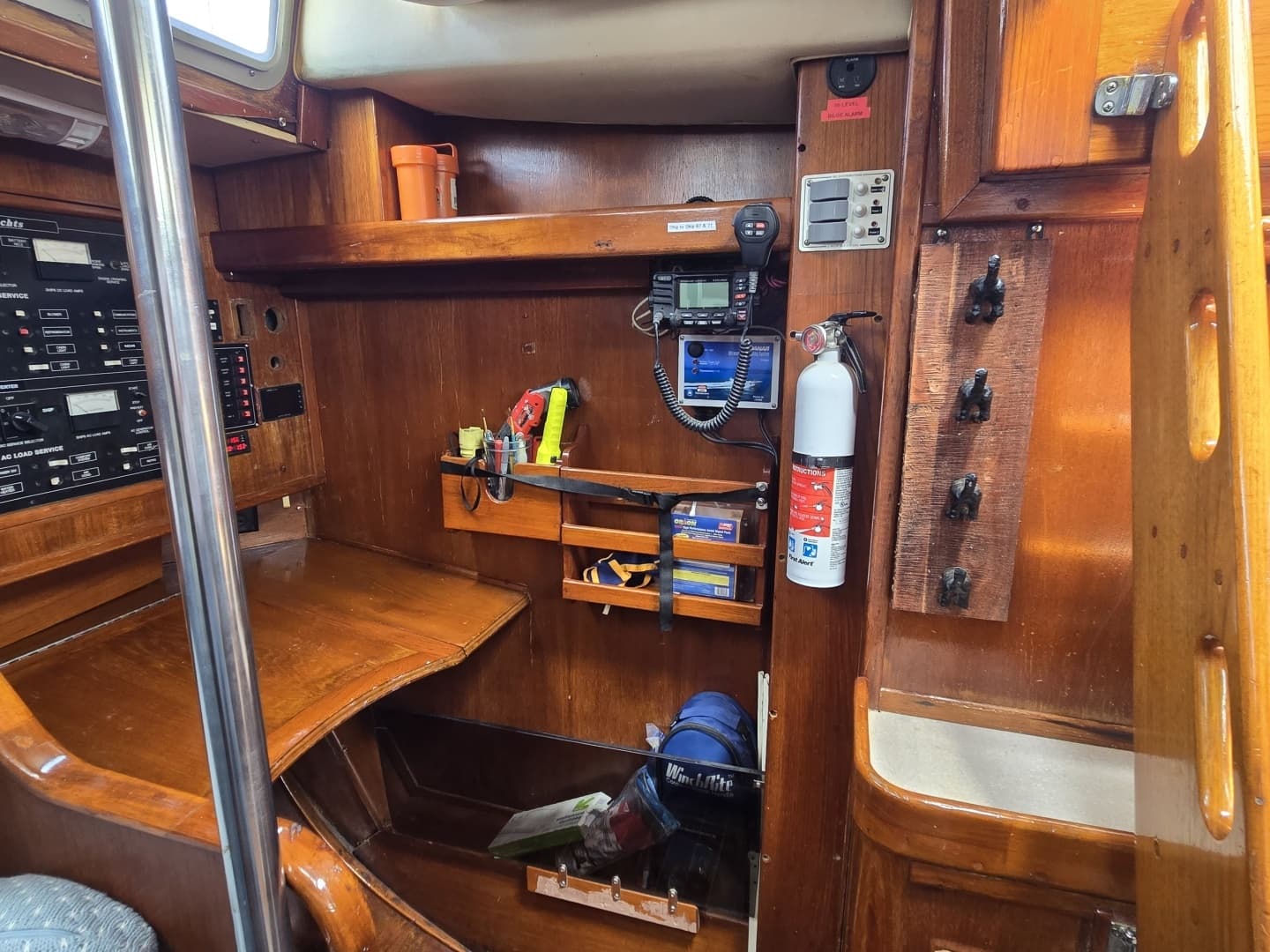 1985 Endeavour 42 CC - Image 42