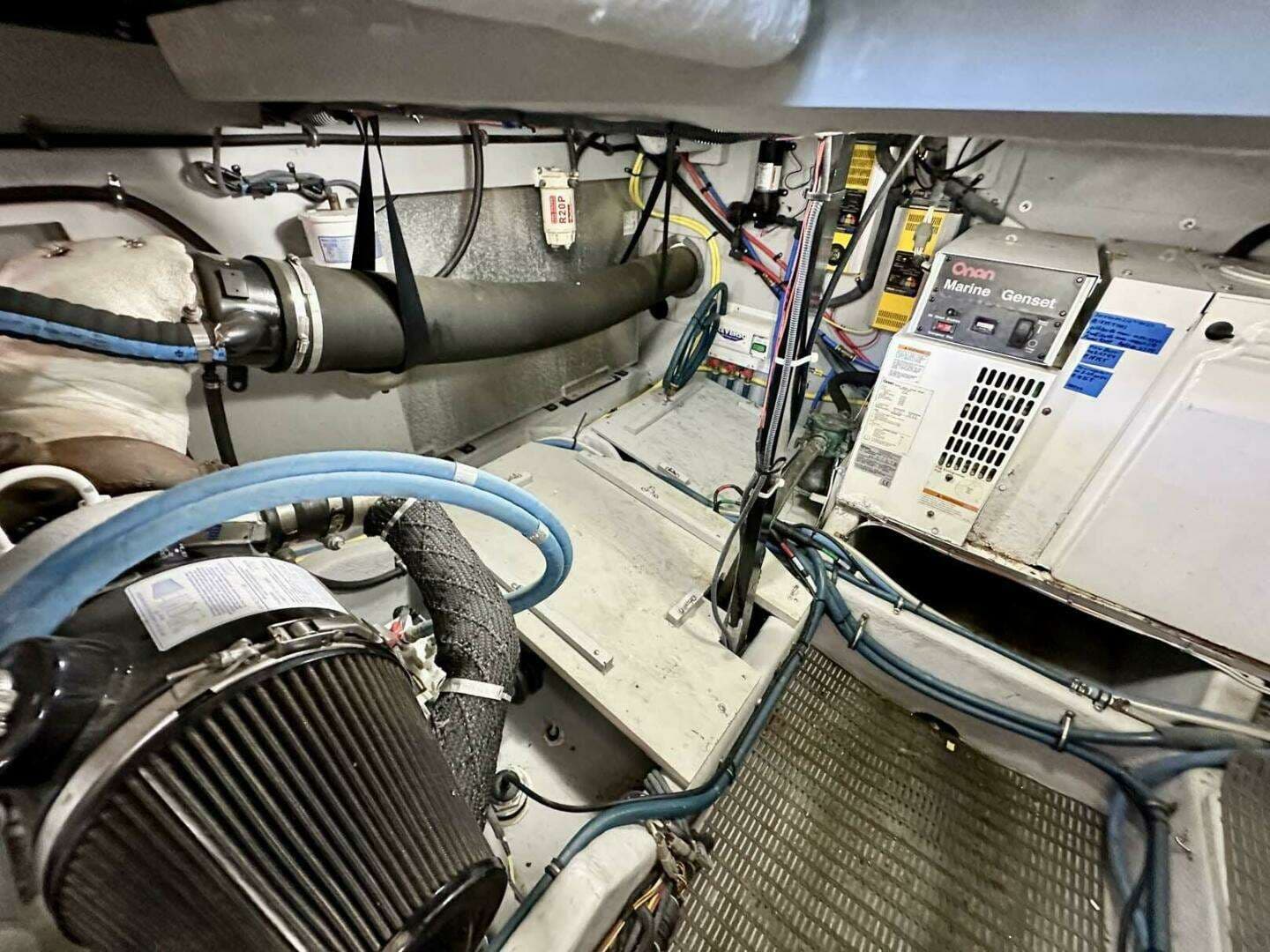 2007 Meridian 411 Sedan - Image 43