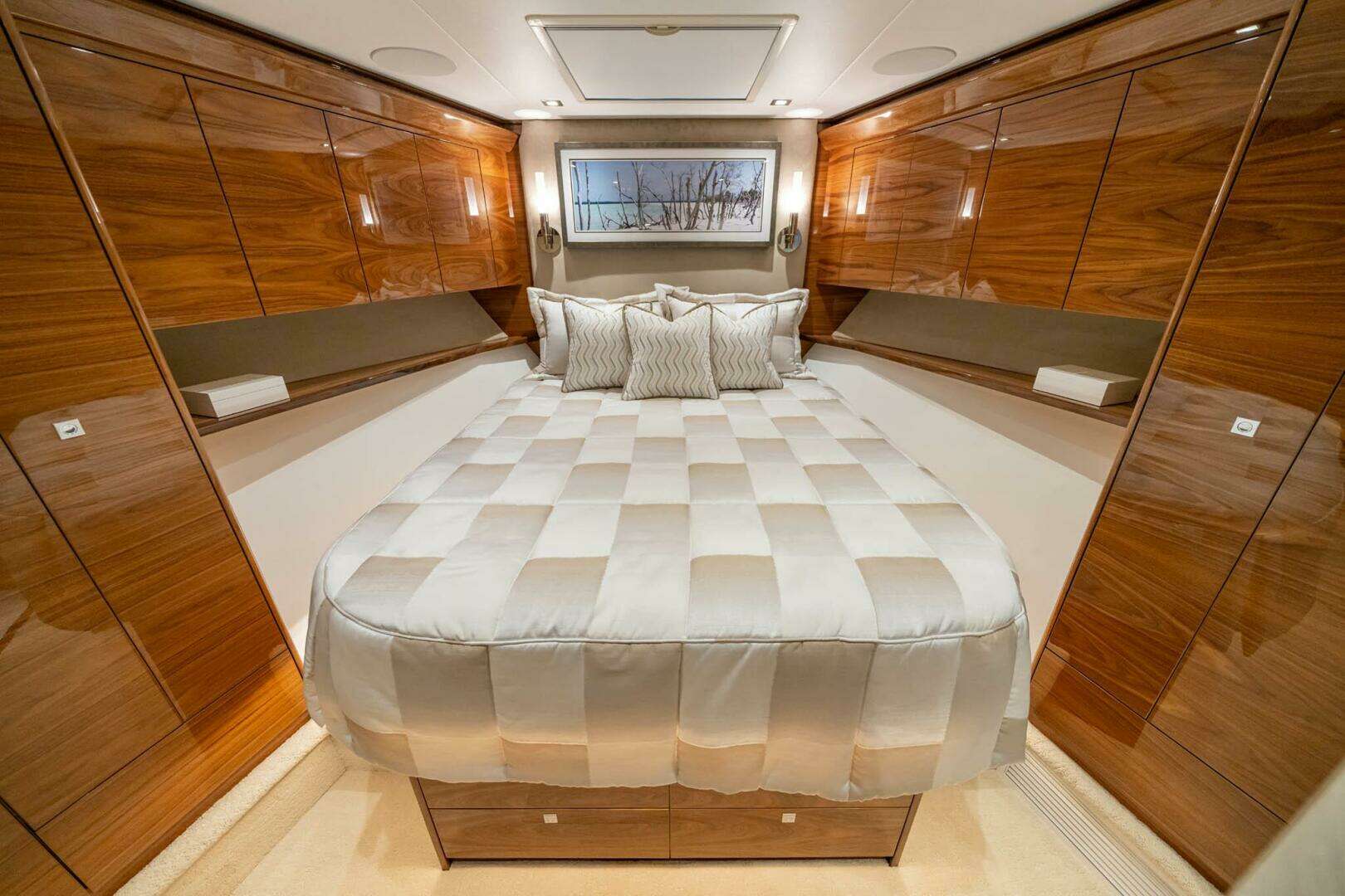 2027 Viking 90C - Image 18