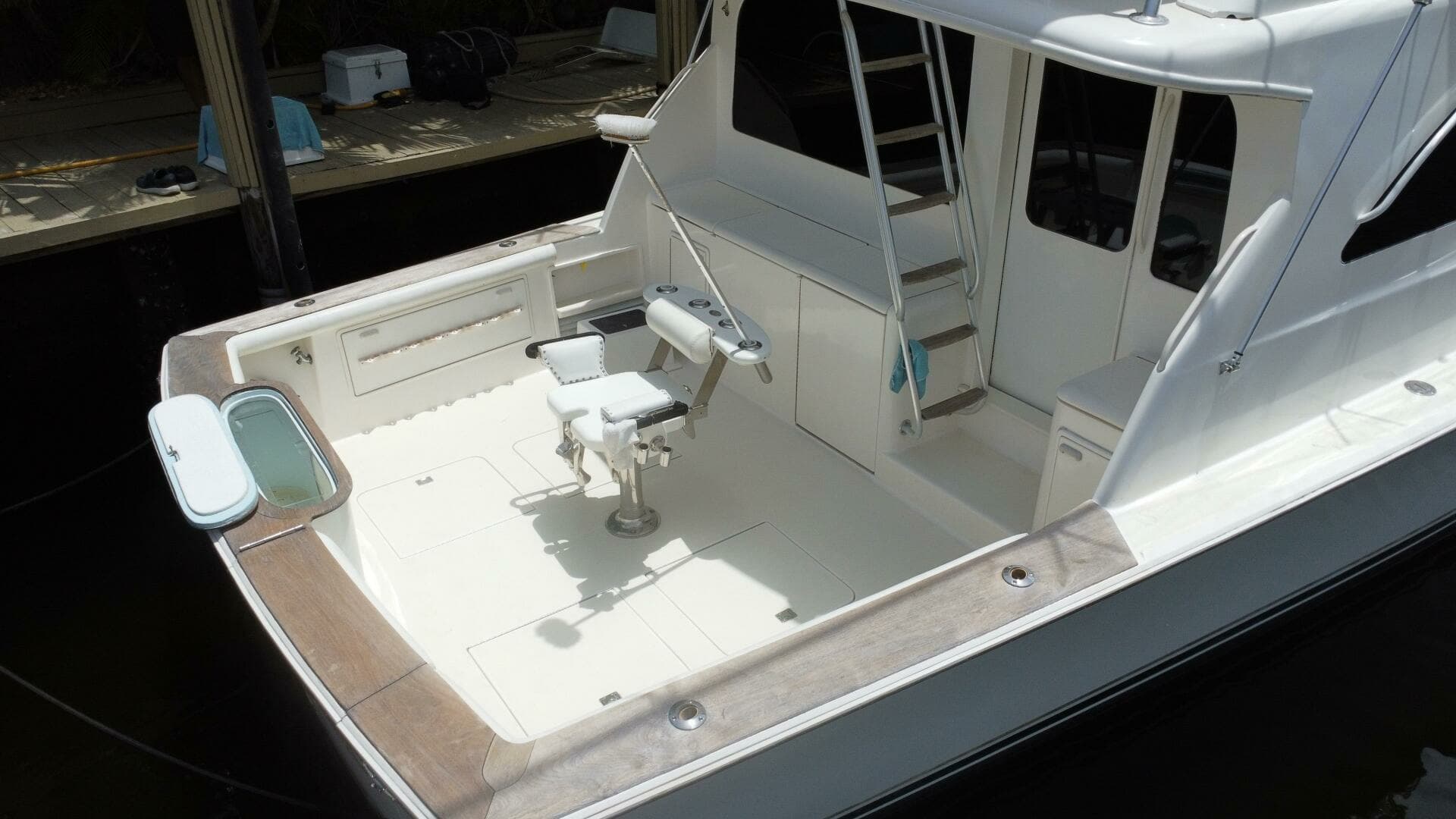 2003 Ocean Yachts 48 Super Sport - Image 8