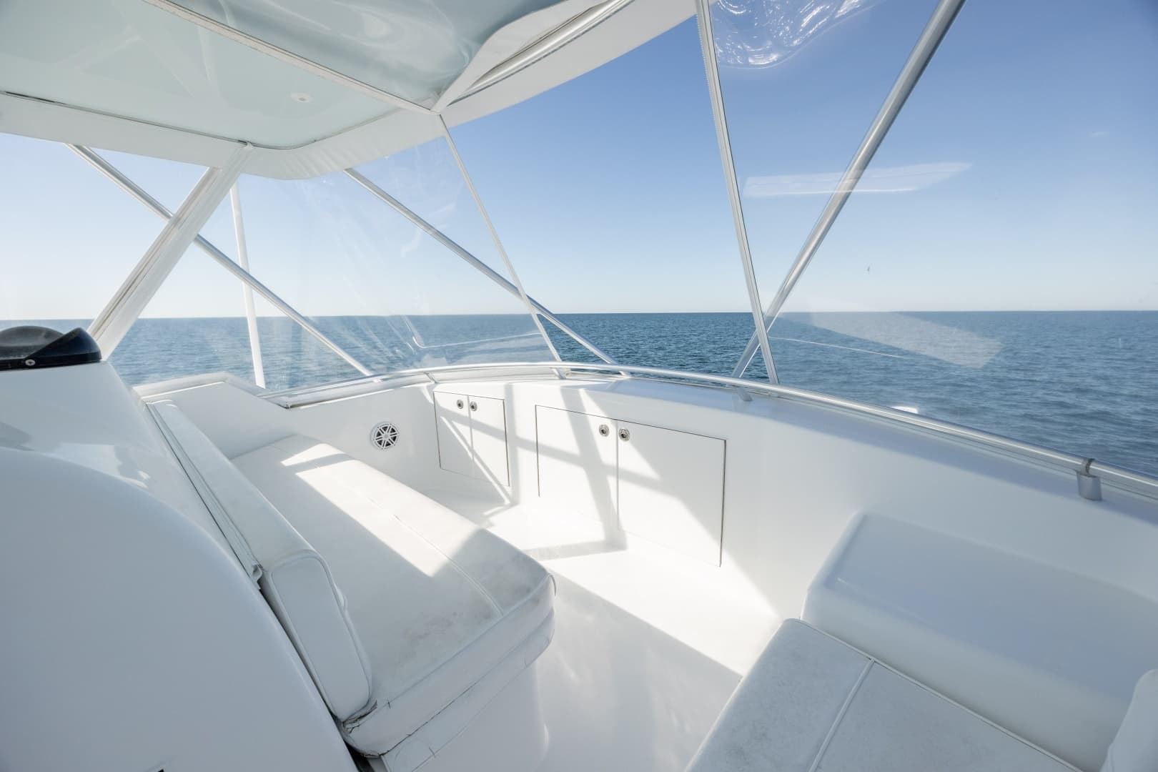 2000 Hatteras 50 Convertible - Image 62