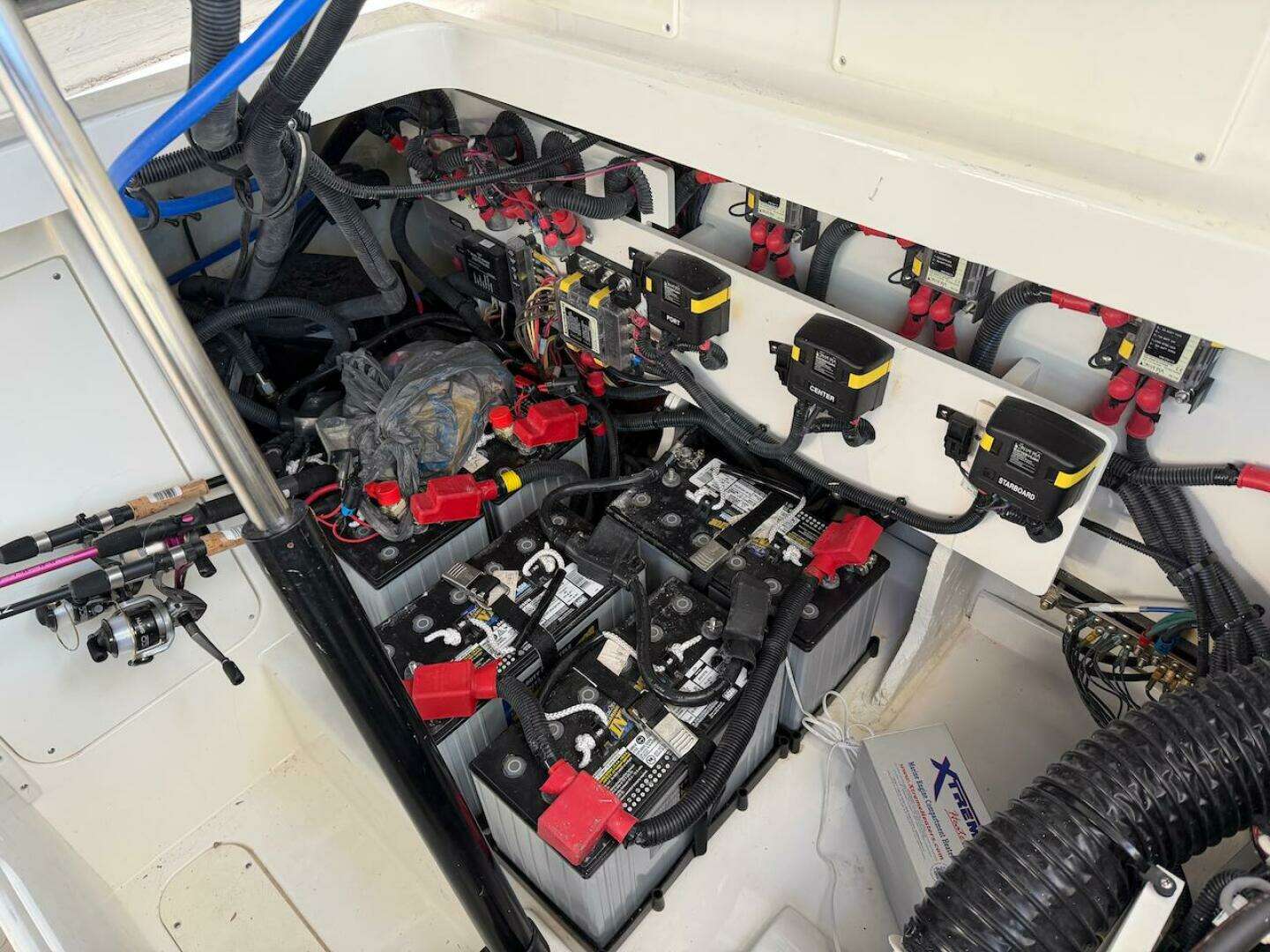 2023 Sea Ray 320 Outboard - Image 45