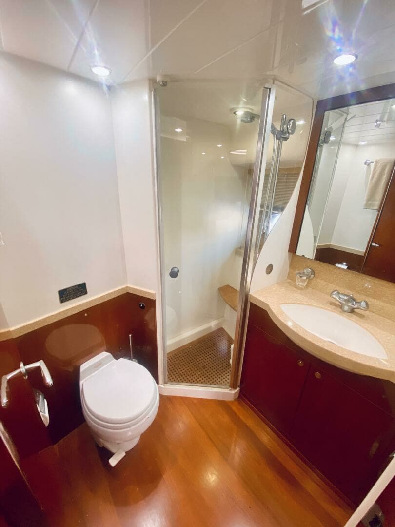 2006 Viking Princess Sport Cruiser - Image 42