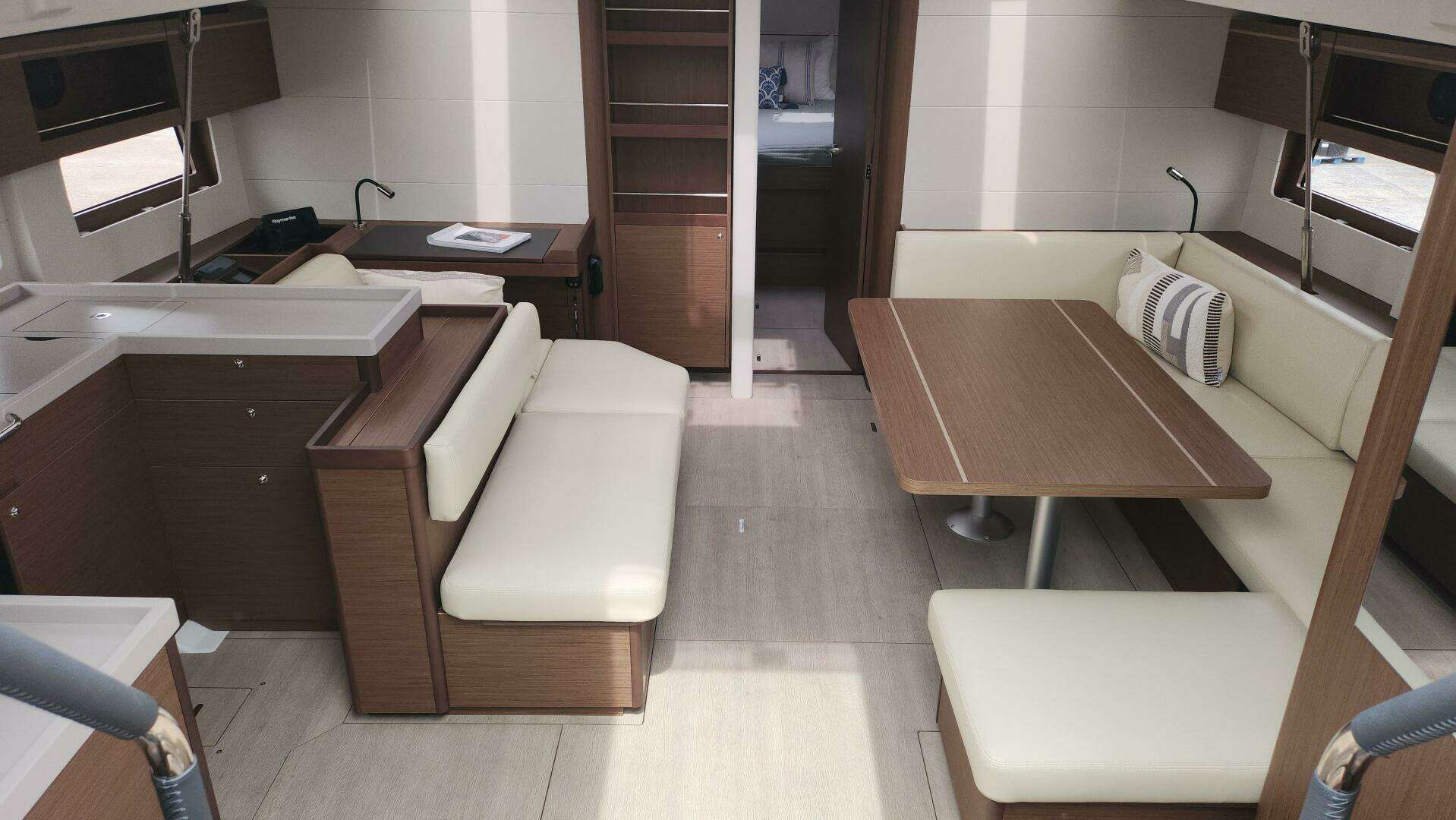 2024 Beneteau Oceanis 51.1 #374 - Image 2