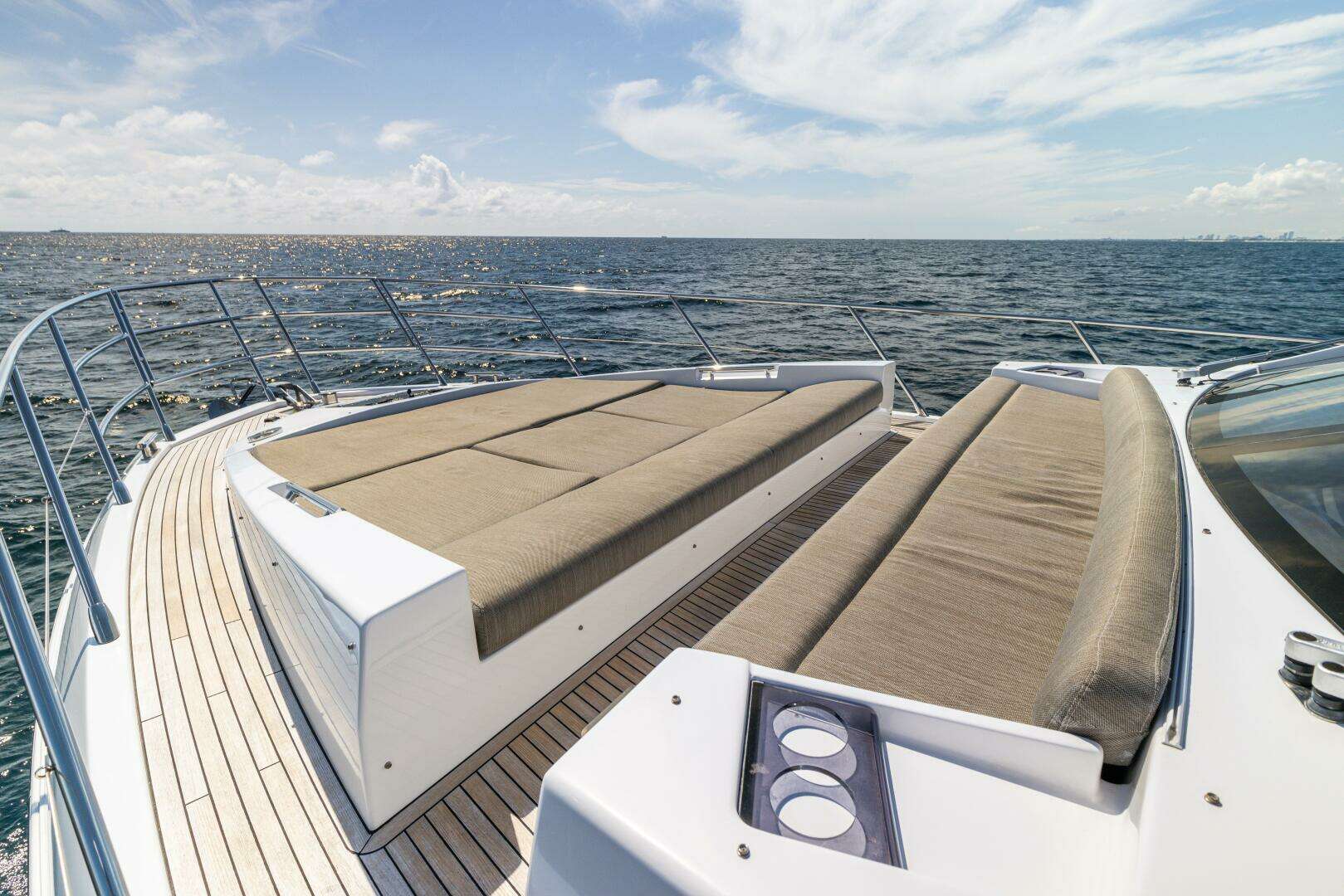 2021 Azimut S6 Sport Fly - Image 39