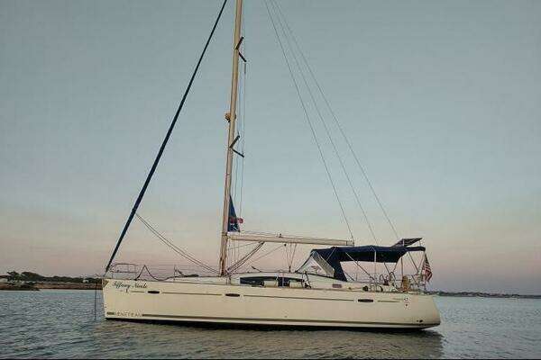 2011 Beneteau Oceanis 43