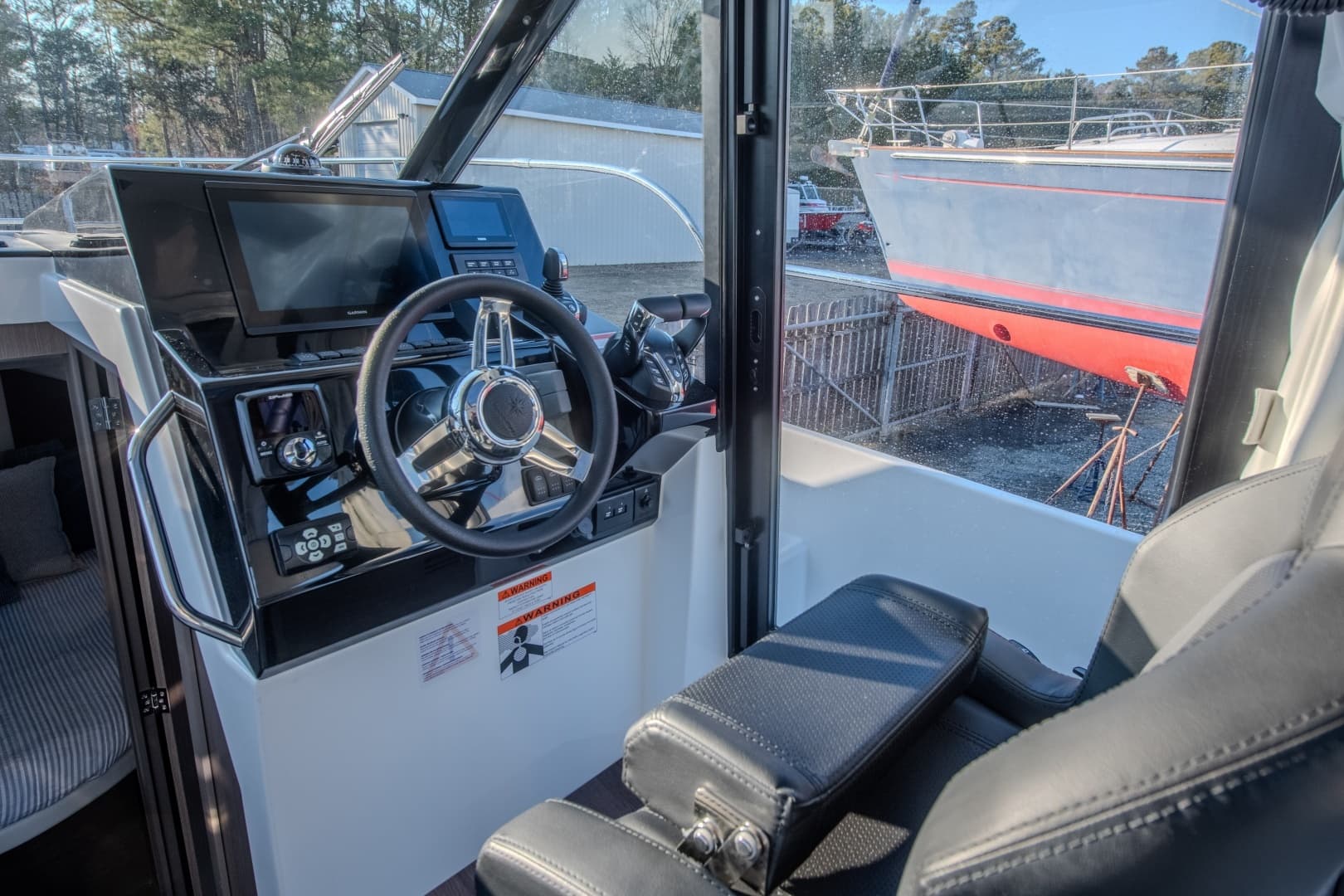 2026 Jeanneau NC 895 Series 2 - Image 6
