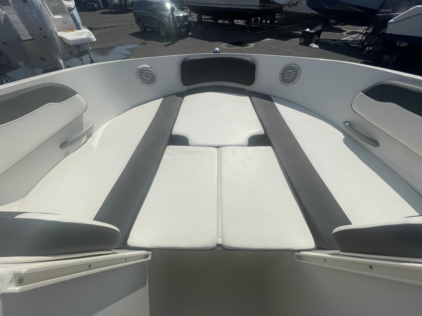 2019 Bayliner VR6 Bowrider I/O - Image 21