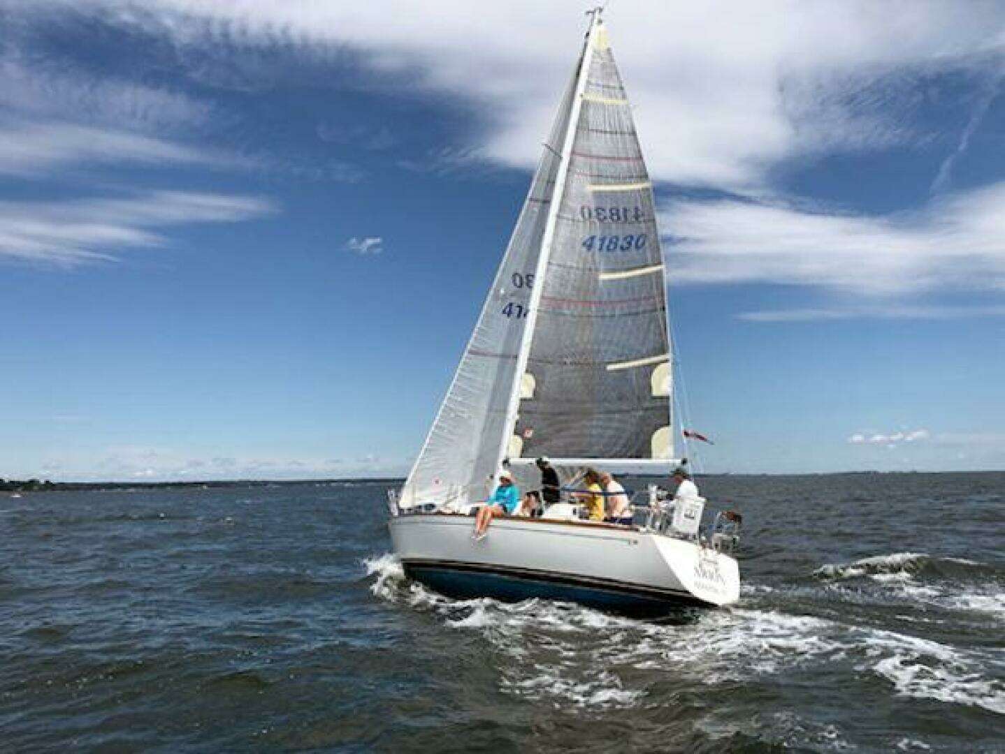 1988 Tartan 31 - Image 3