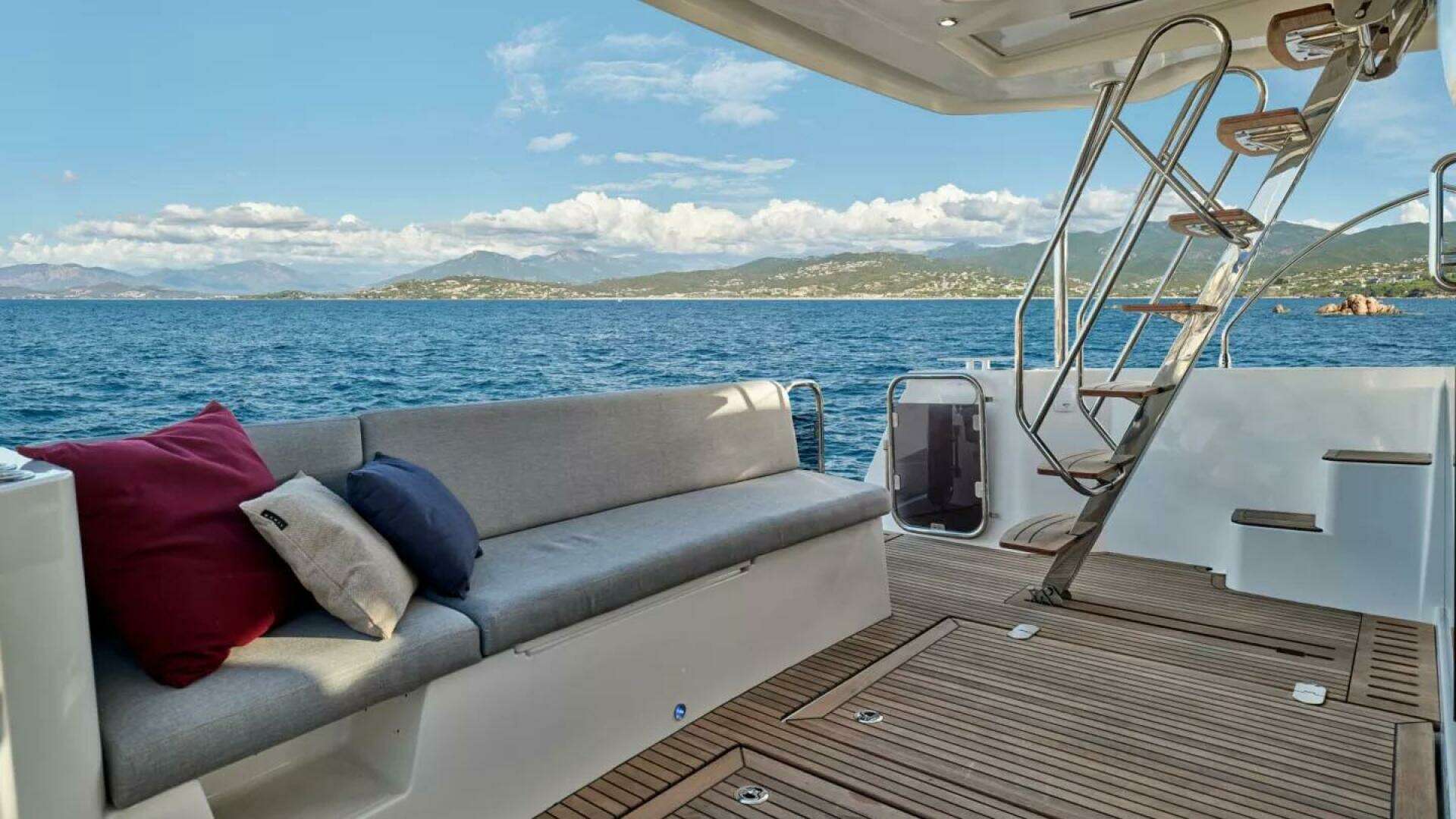 2026 Beneteau Swift Trawler - Image 6