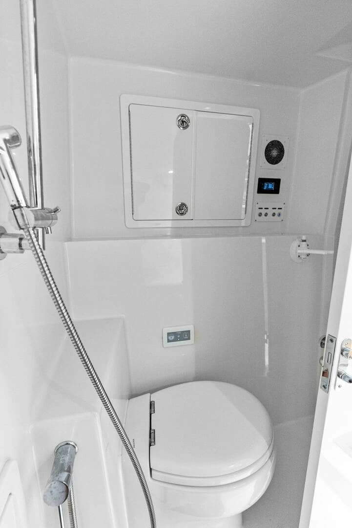 2020 Calcutta 480 Catamaran - Image 24