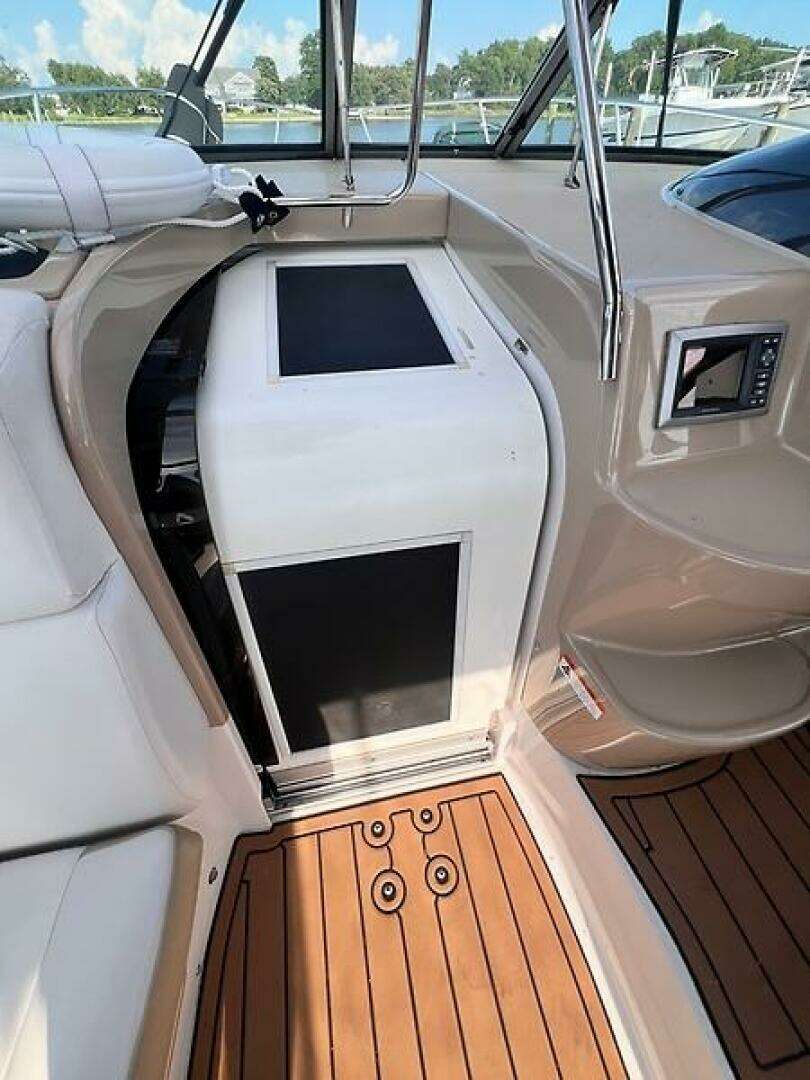2009 Four Winns V338 - Image 28