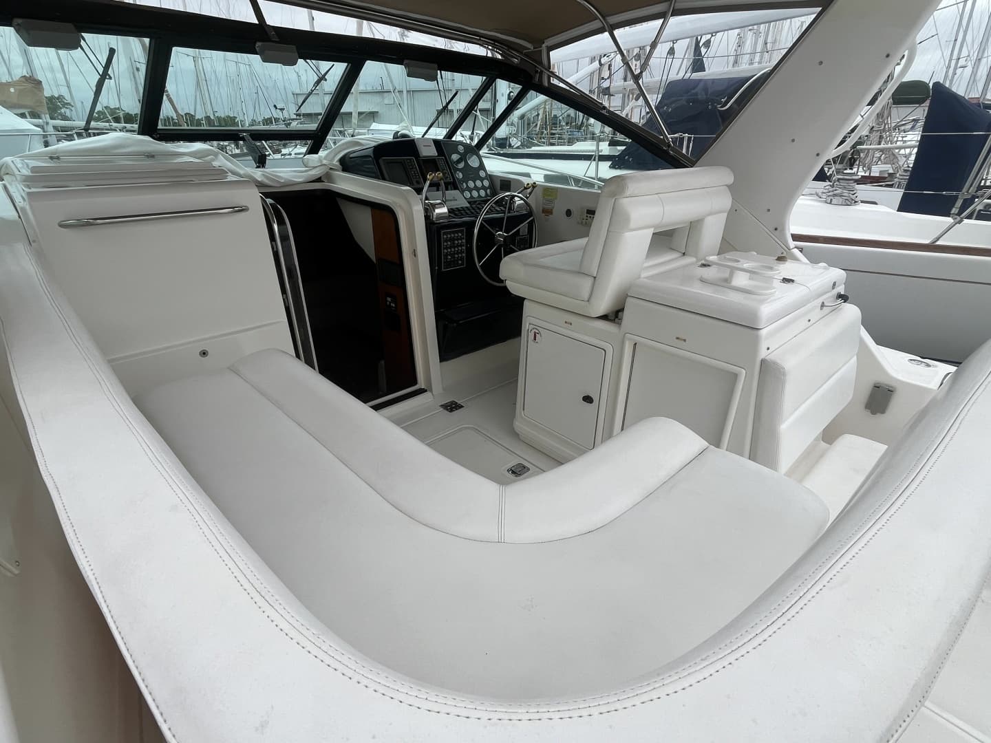 1999 Tiara Yachts 3500 Open - Image 6