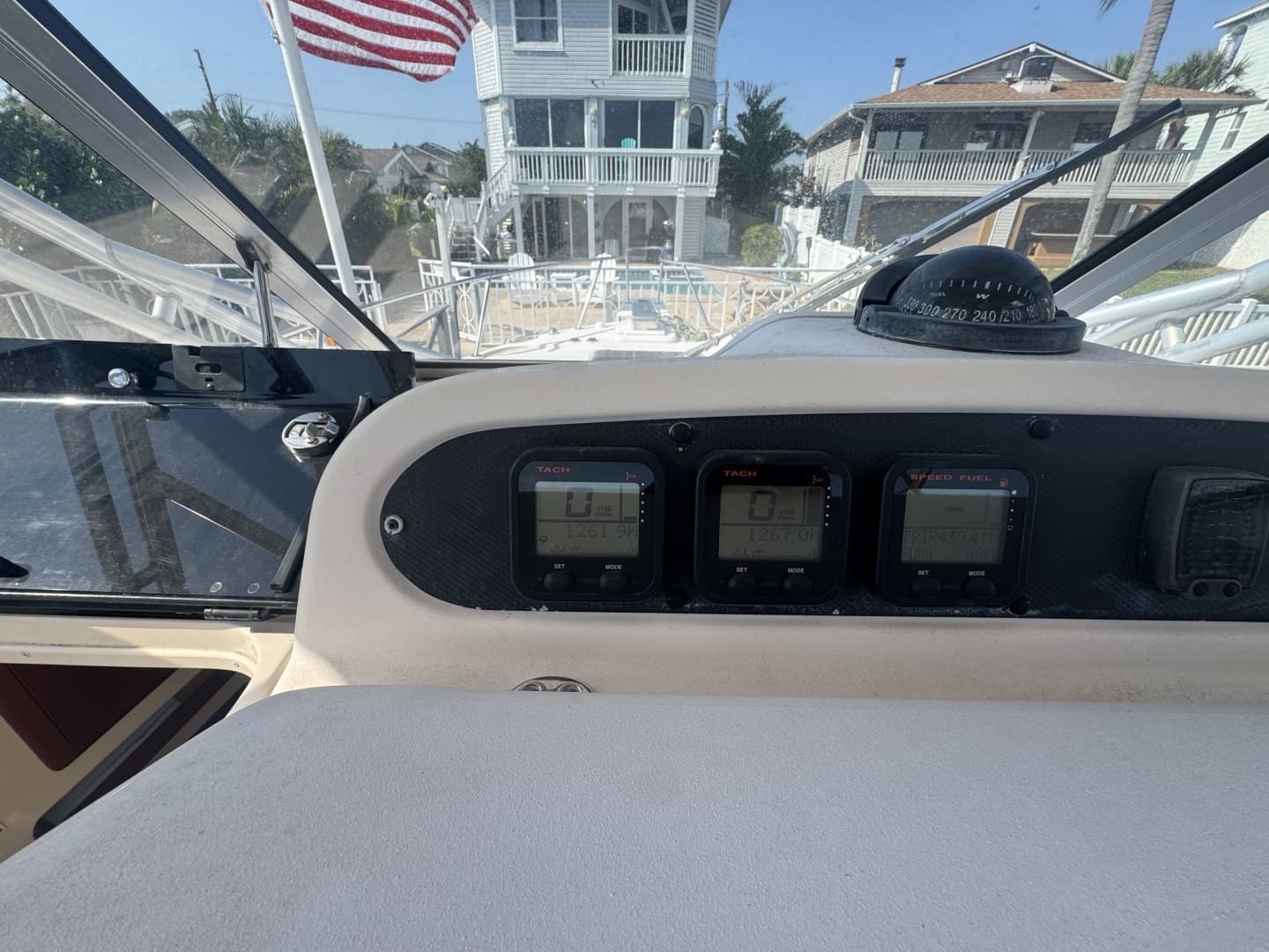 2007 Grady-White 305 Express - Image 17