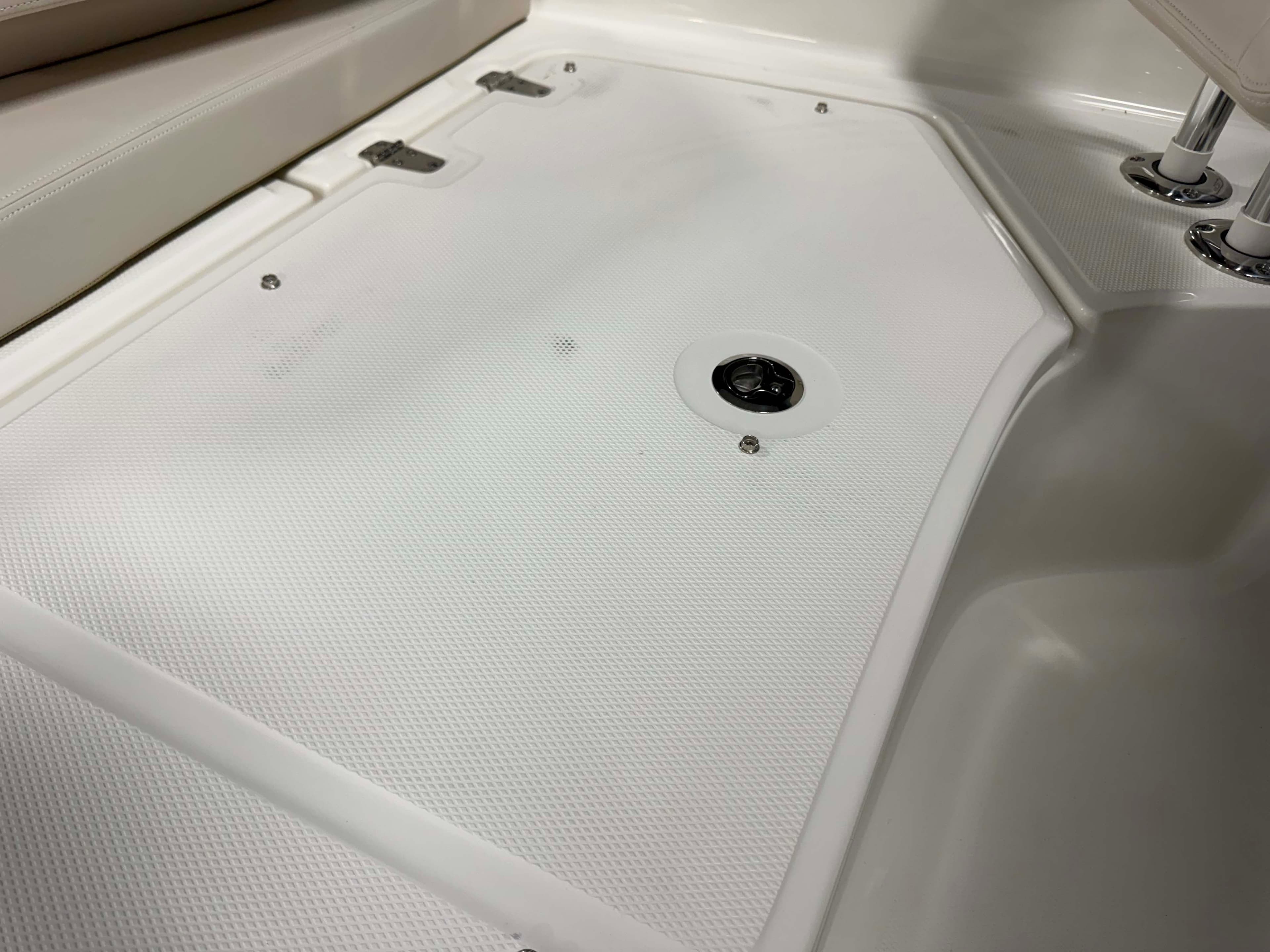 2026 Boston Whaler 210 Montauk - 44