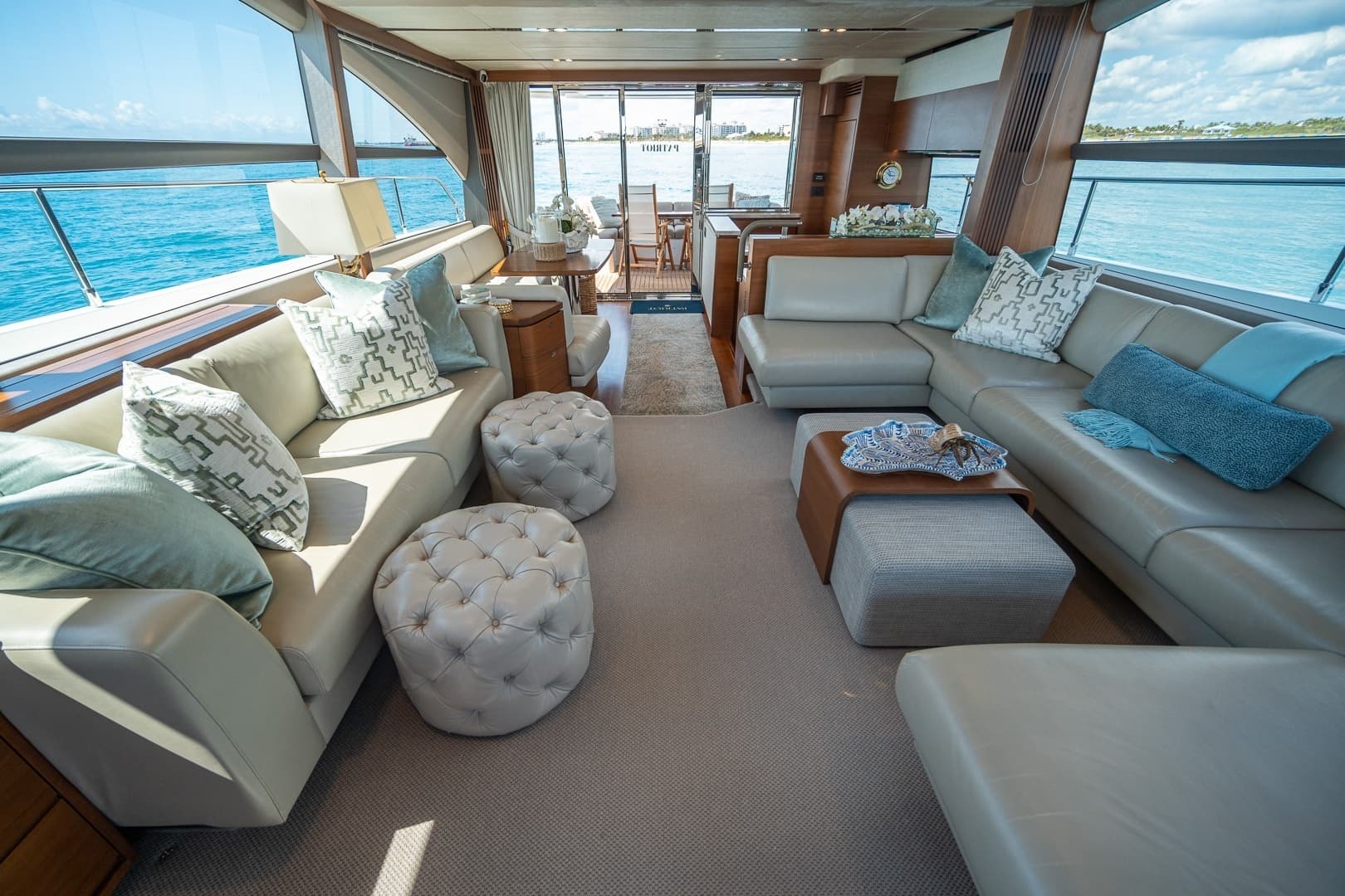 2017 Princess 68 Flybridge - Image 4