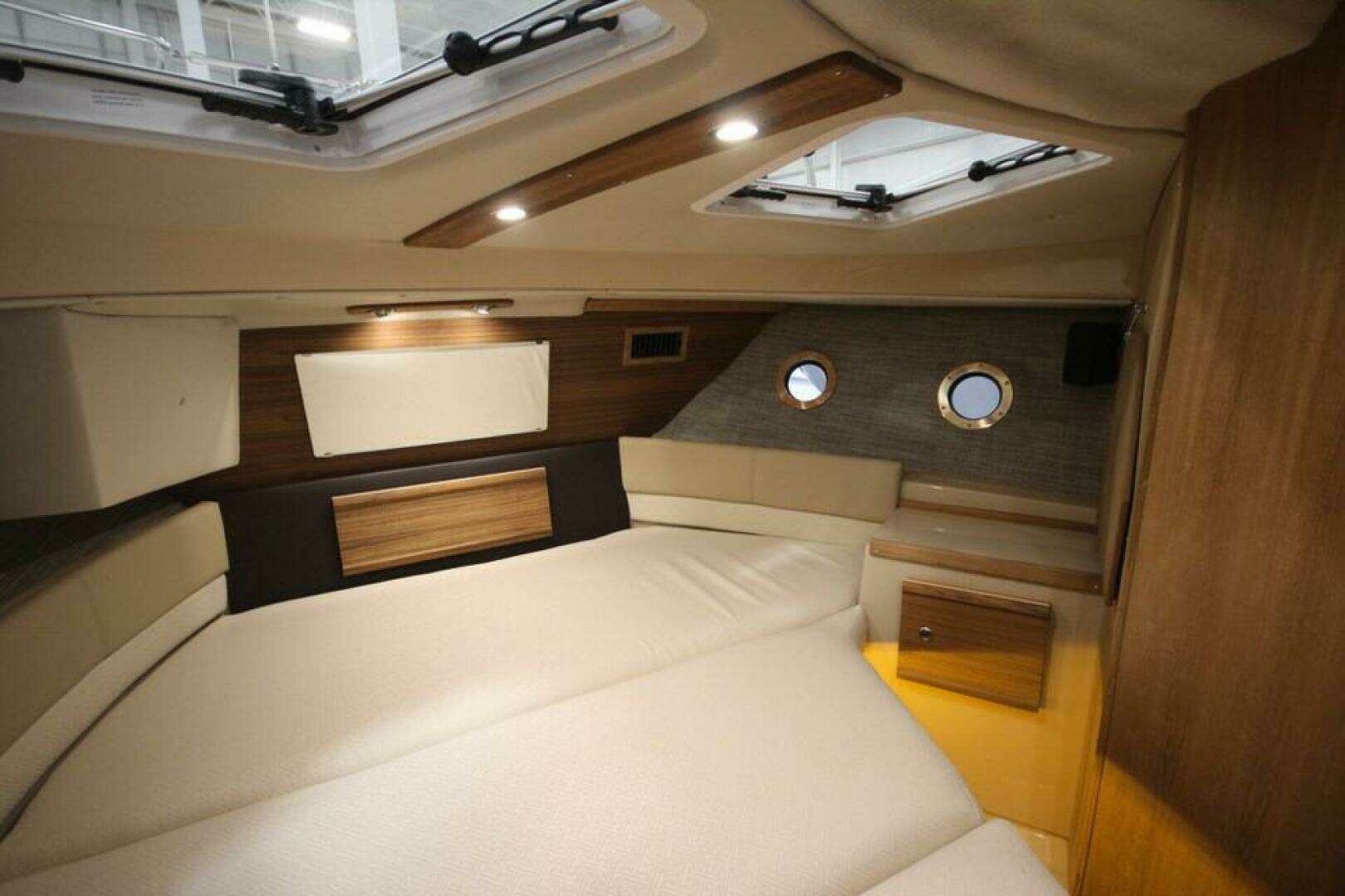 2026 Ranger Tugs R-29 Sedan Luxury Edition - Image 72