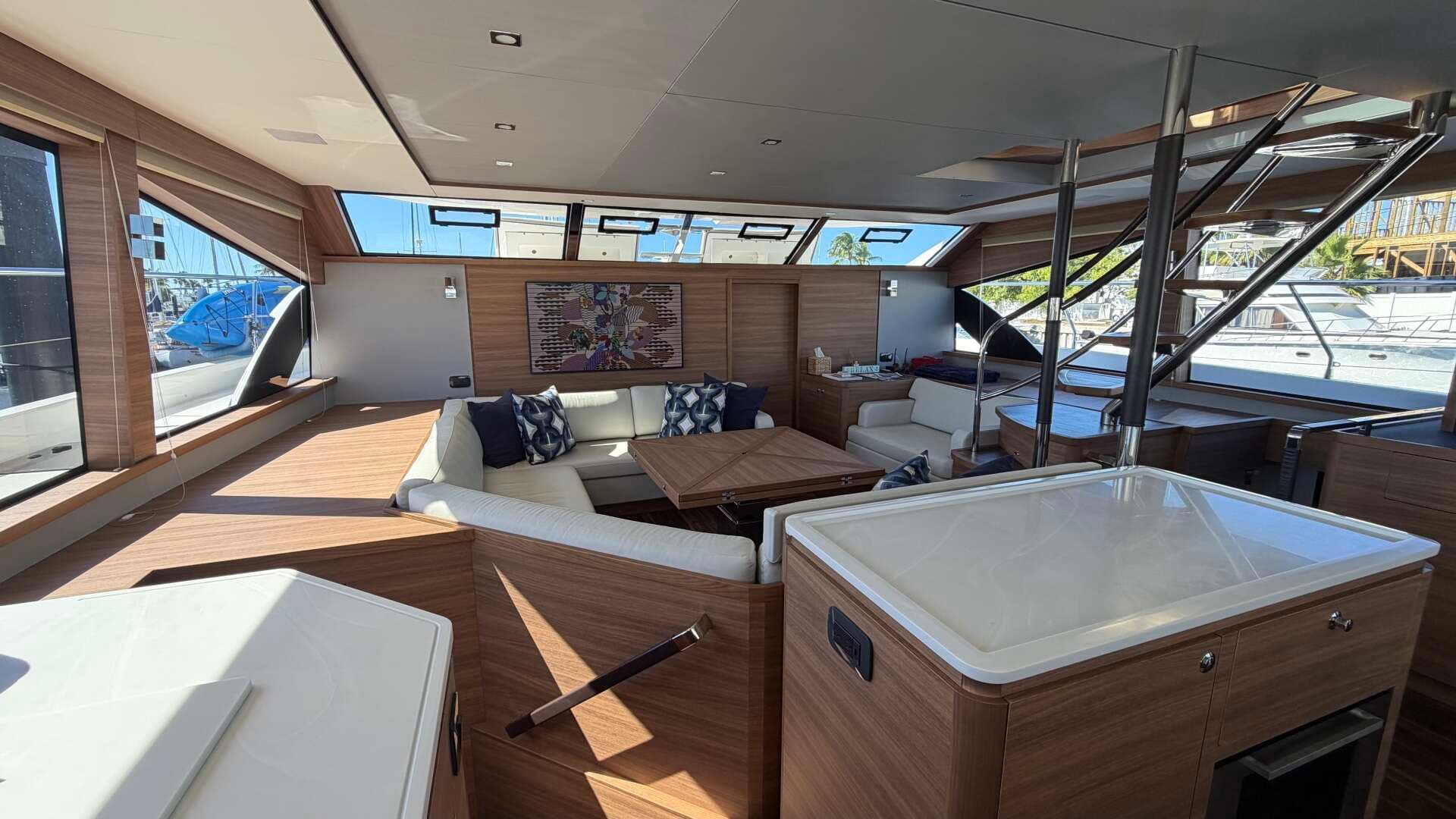 2025 Aquila 54 ENCLOSED BRIDGE - Image 44