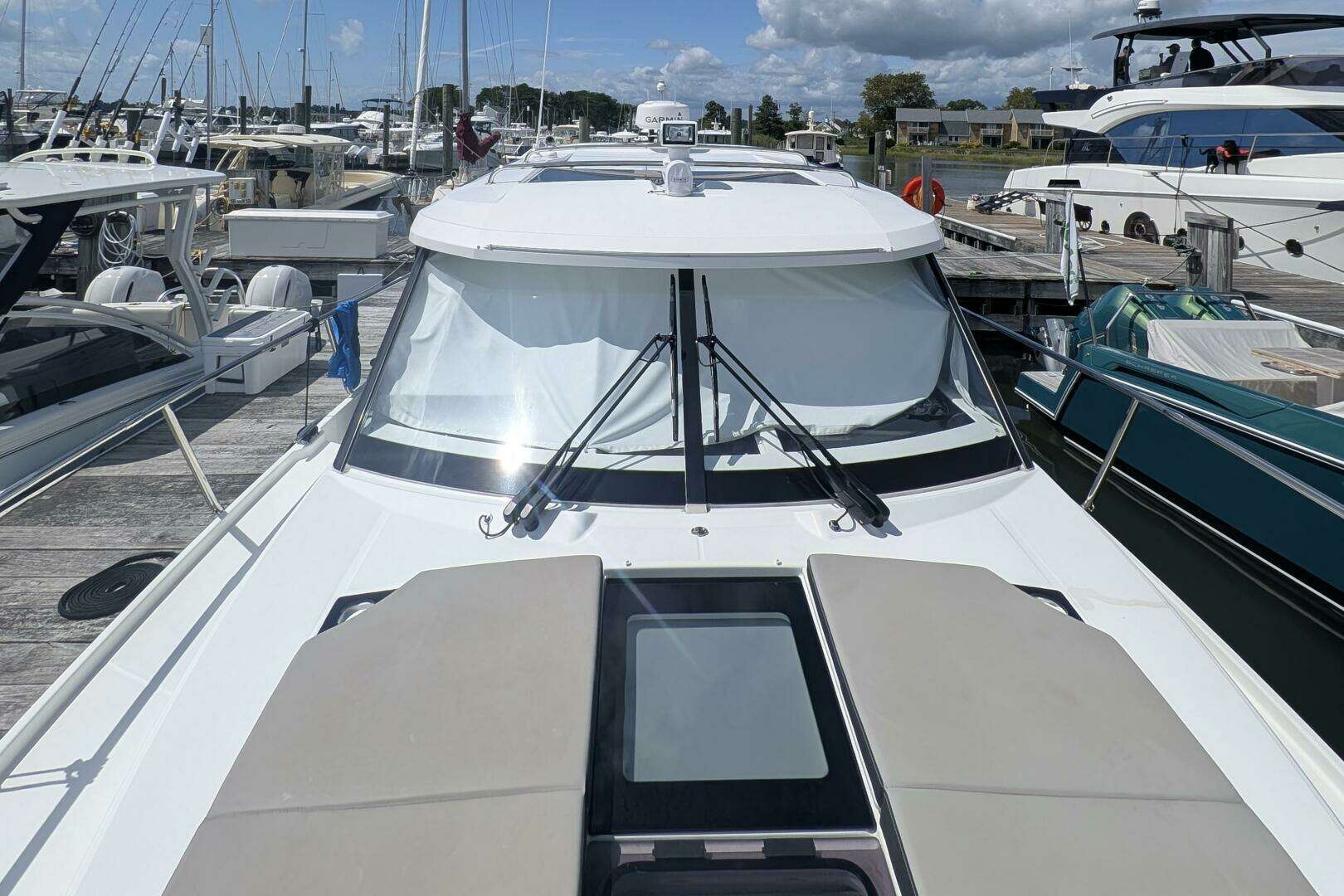 2023 Jeanneau NC 1095 Weekender - Image 6