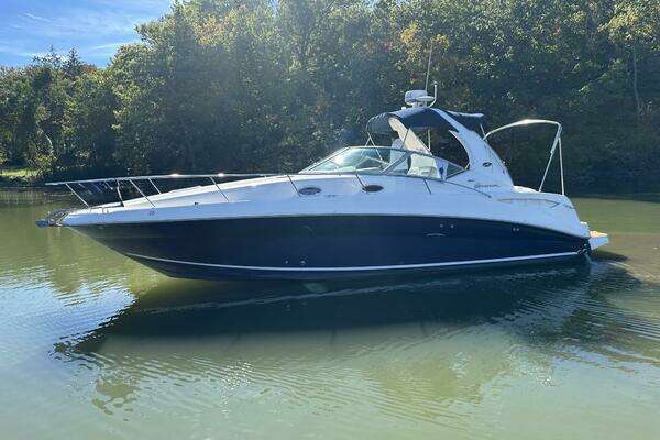 2005 Sea Ray 320 Sundancer