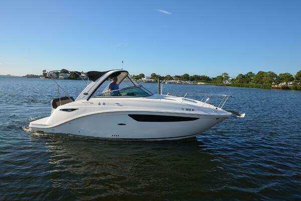 2015 Sea Ray 260 Sundancer - Image 1