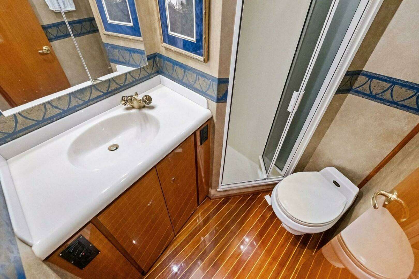 2001 Viking Sportfish - Image 37