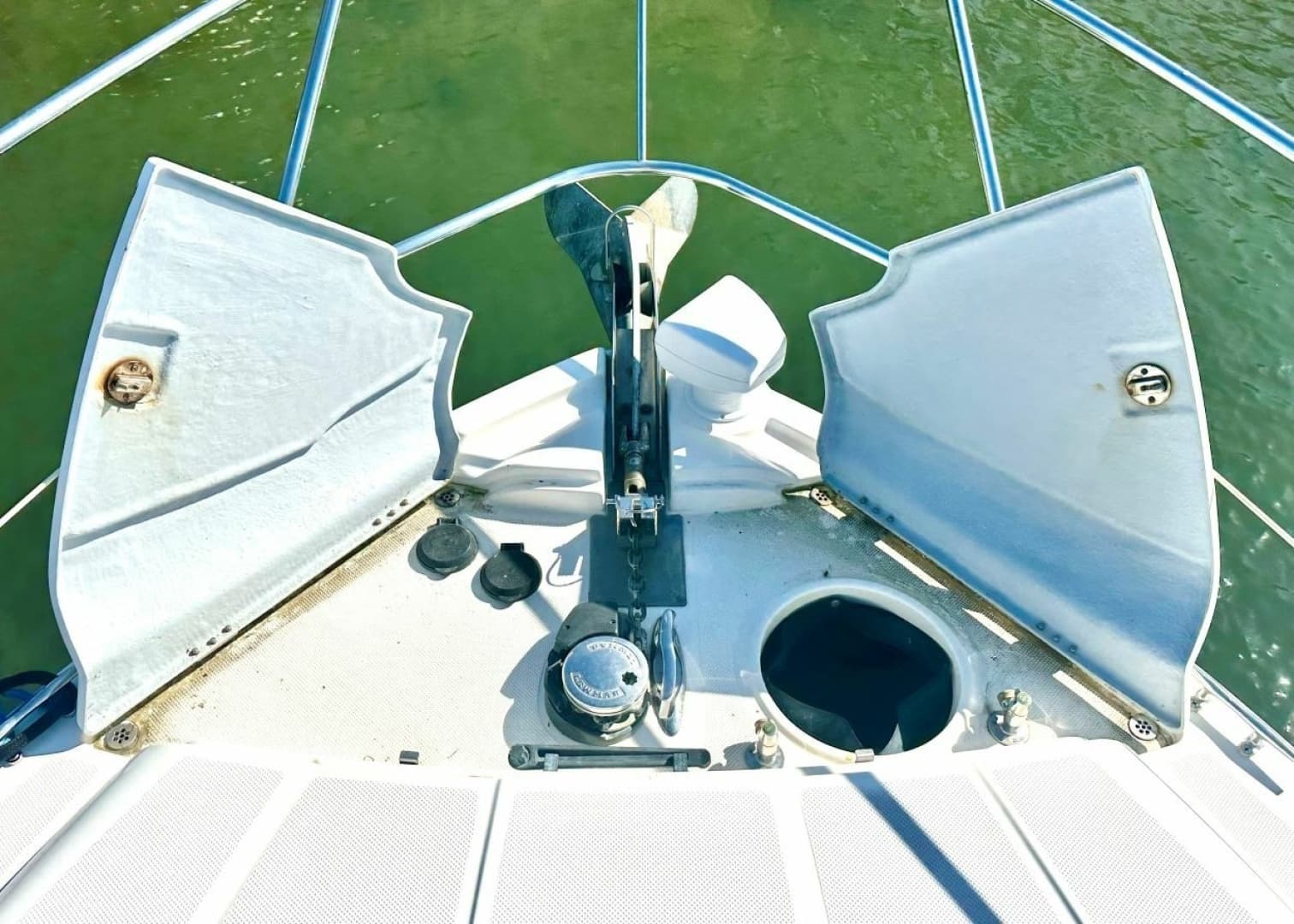2007 Meridian 391 Motor Yacht - Image 5