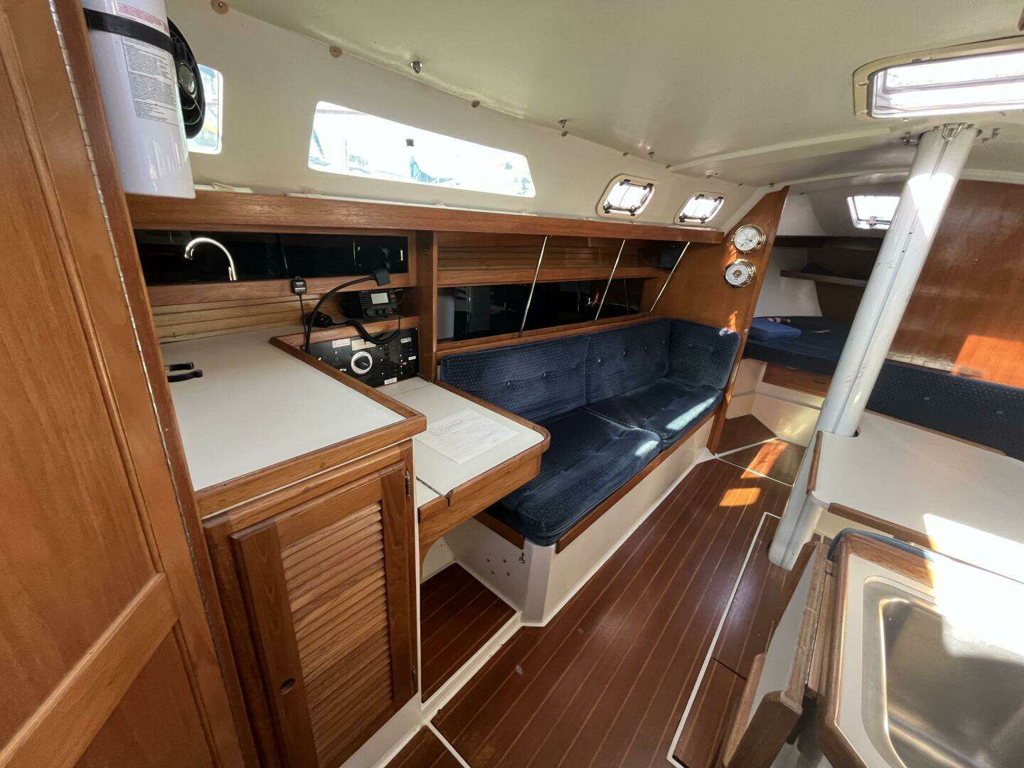 1992 Catalina — - Image 38