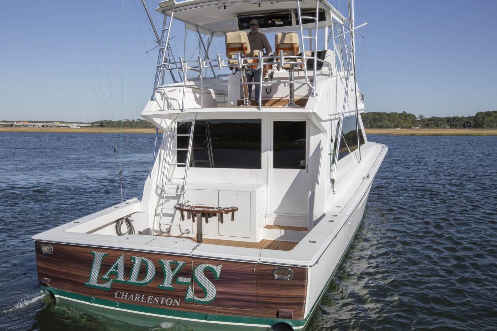 2001 Viking 50 Convertible - Image 2