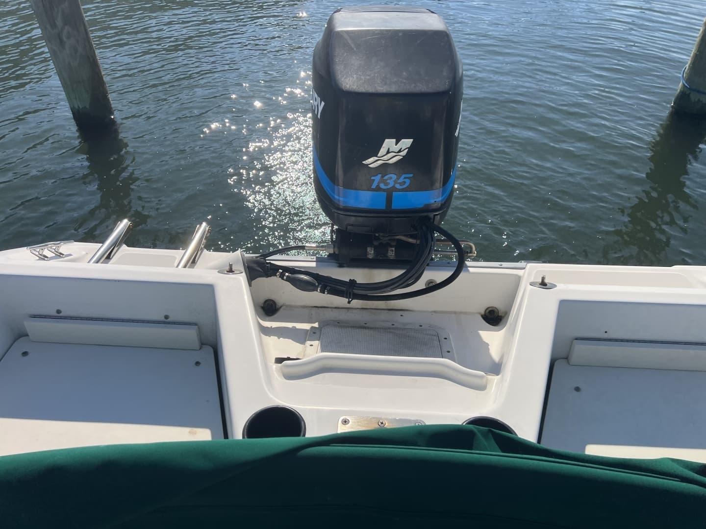 2000 Boston Whaler 18 Ventura Bowrider - Image 4