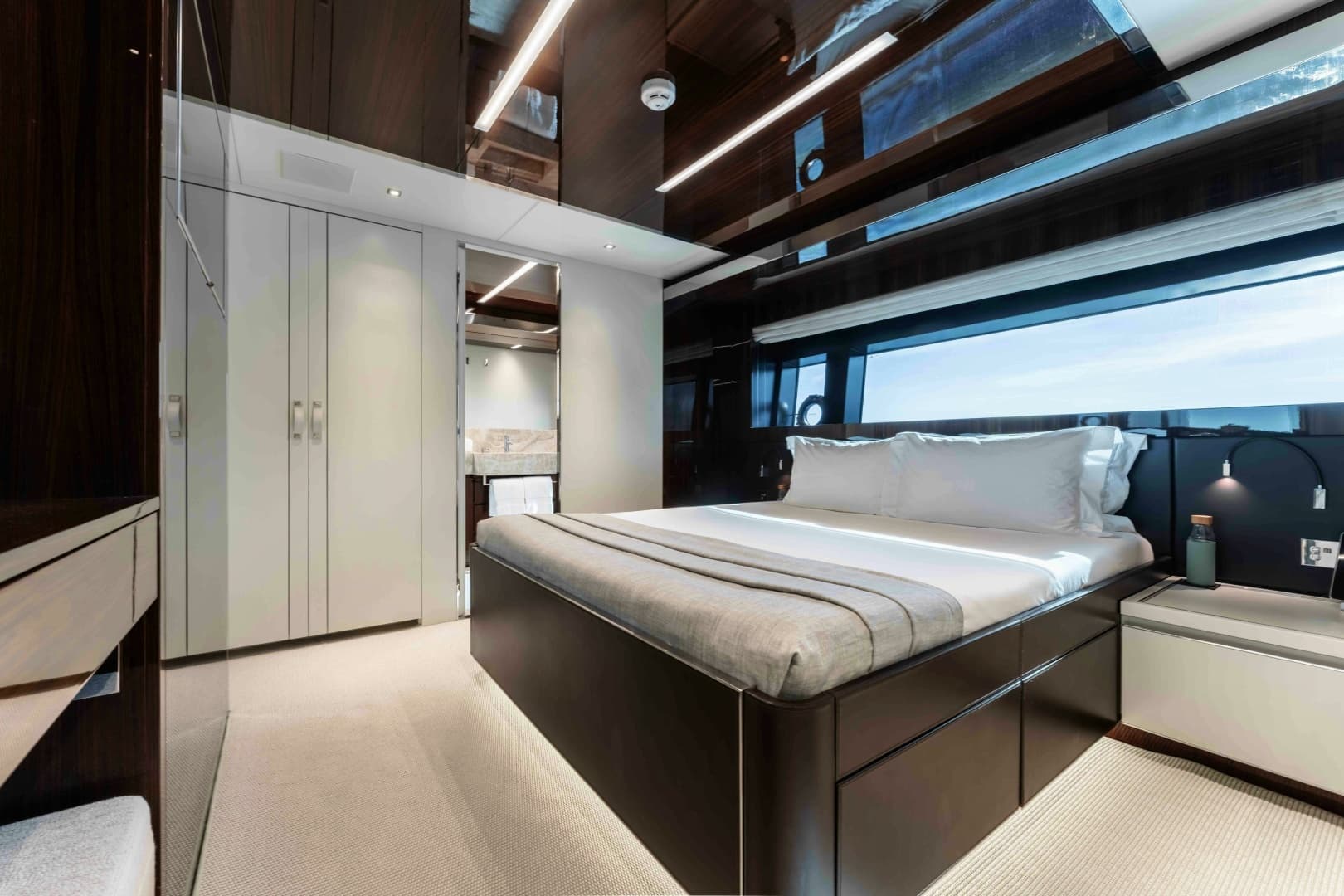 2019 Riva Riva Dolcevita 110 - Image 39